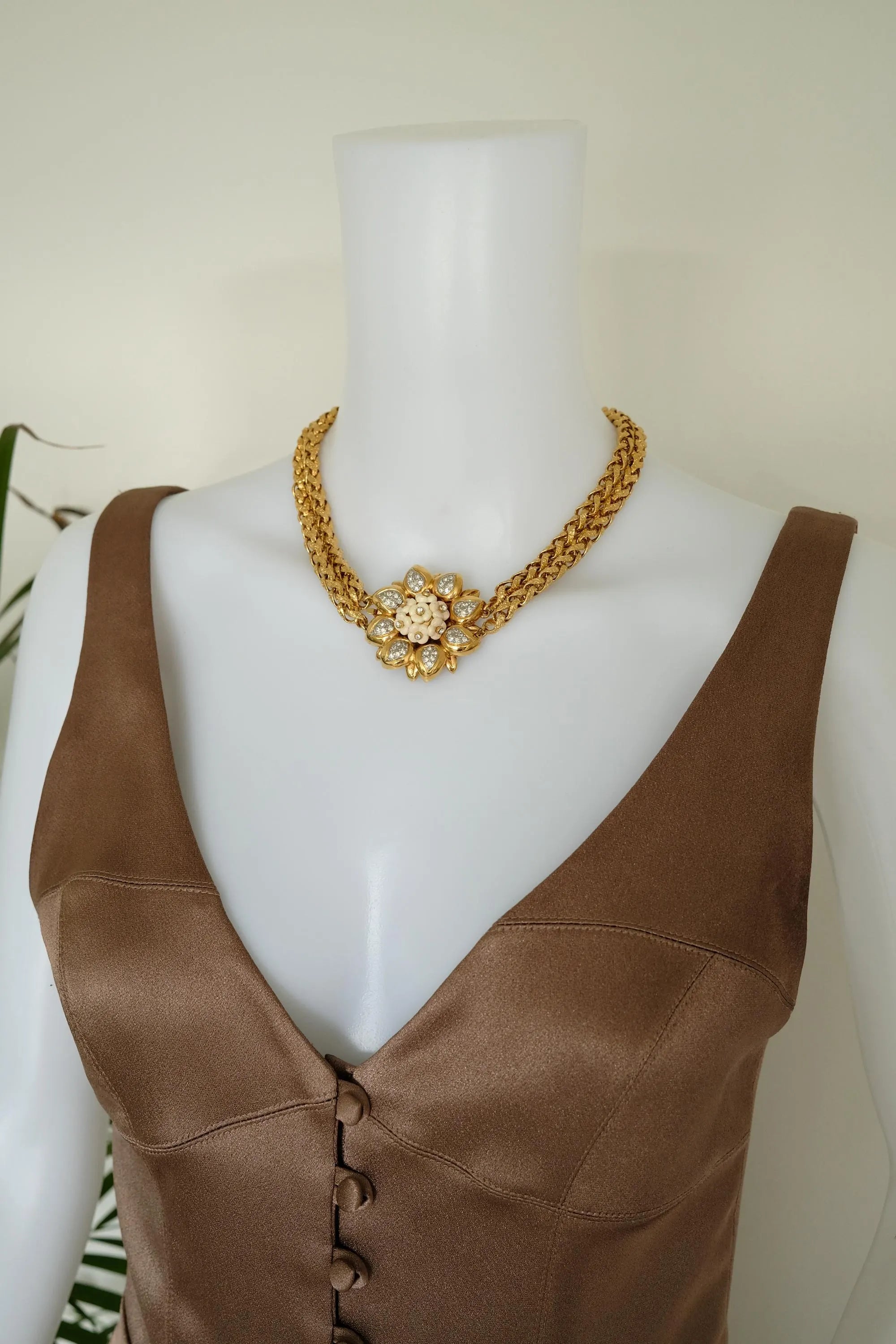 Vintage Vogue Bijoux Choker Necklace 1980s Gold Collar with flower design , Statement Jewelry, Signed Designer Piece, Vintage Jewelry Women