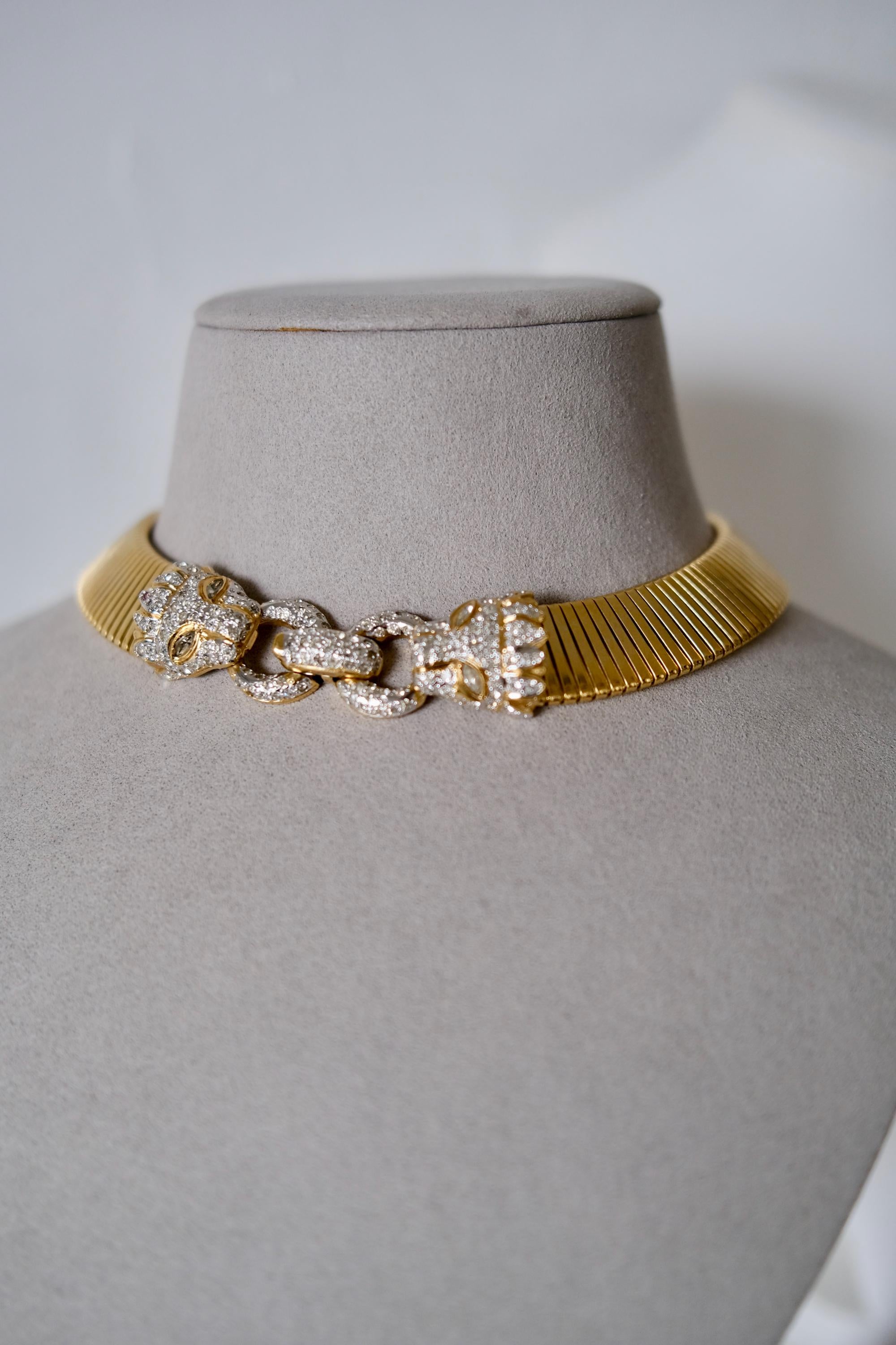 Vintage Vogue Bijoux gold-tone collar choker with two crystal pavé feline heads and hidden front closure