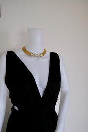 Vintage Vogue Bijoux gold-tone collar choker with two crystal pavé feline heads and hidden front closure