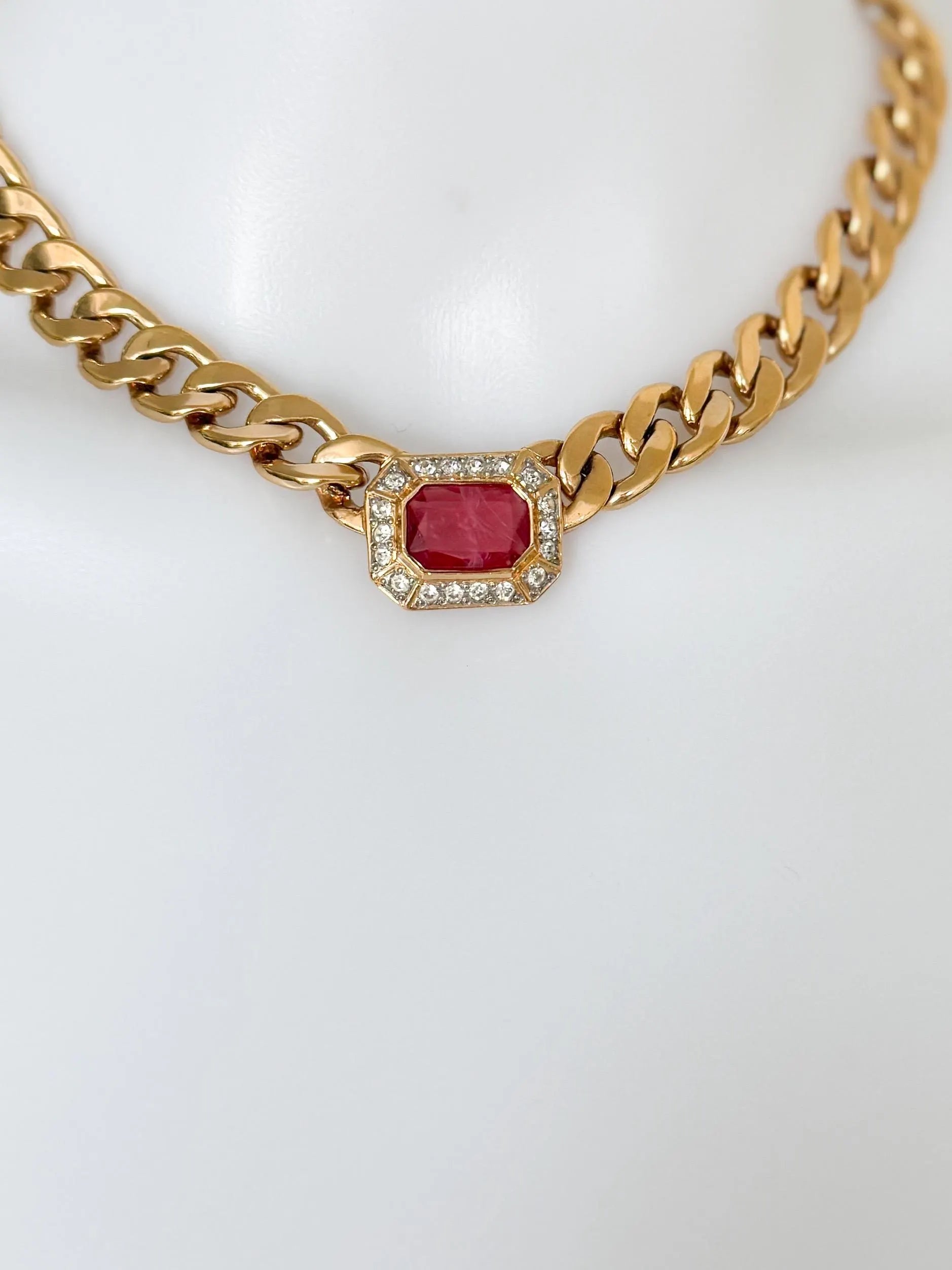 Vintage Vogue bijoux Necklace, Choker Necklace Gold, Jewelry Sets, Pave necklace Ruby Charm, Runway choker, haute couture necklace Beautiful