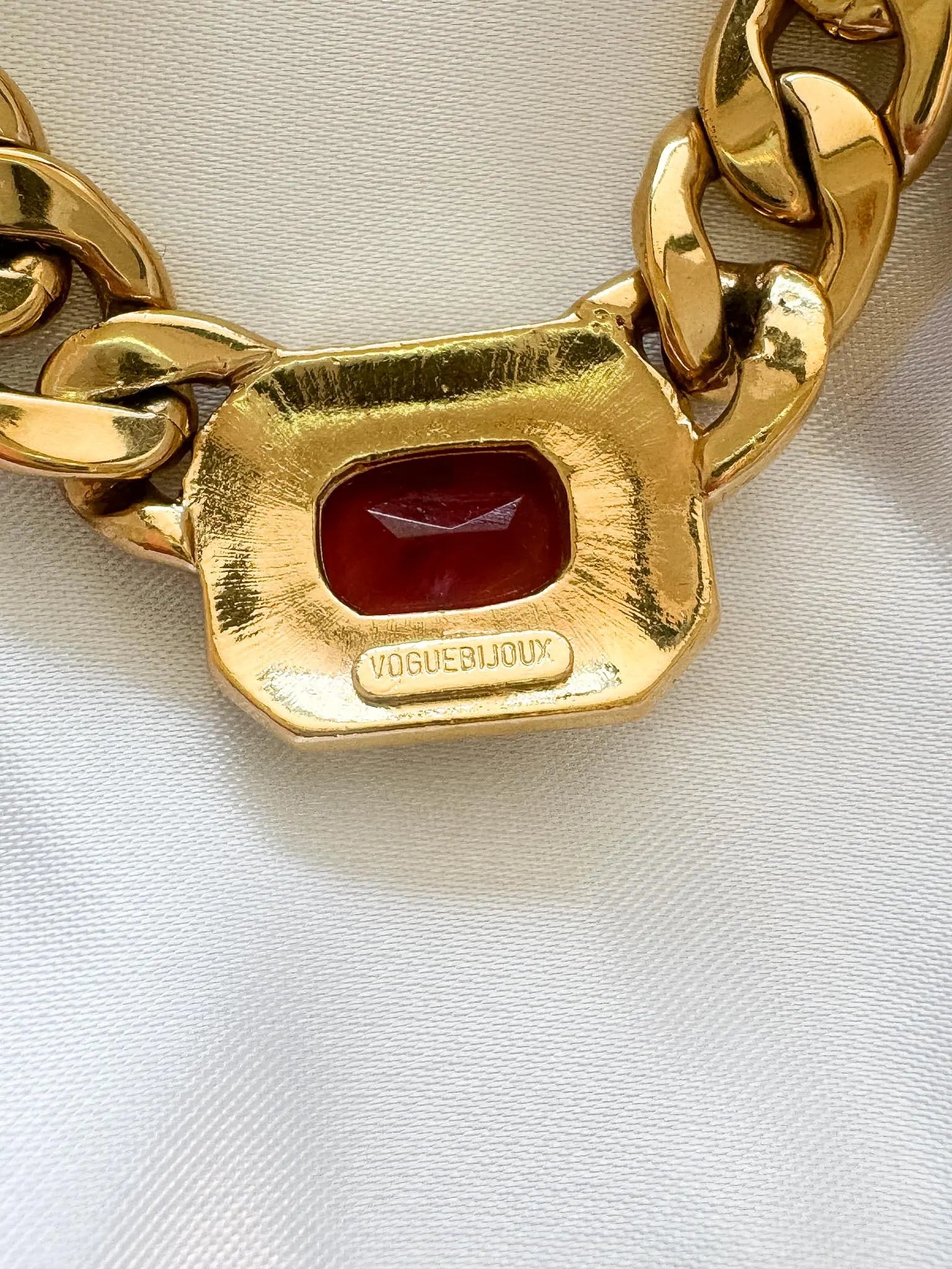 Vintage Vogue bijoux Necklace, Choker Necklace Gold, Jewelry Sets, Pave necklace Ruby Charm, Runway choker, haute couture necklace Beautiful