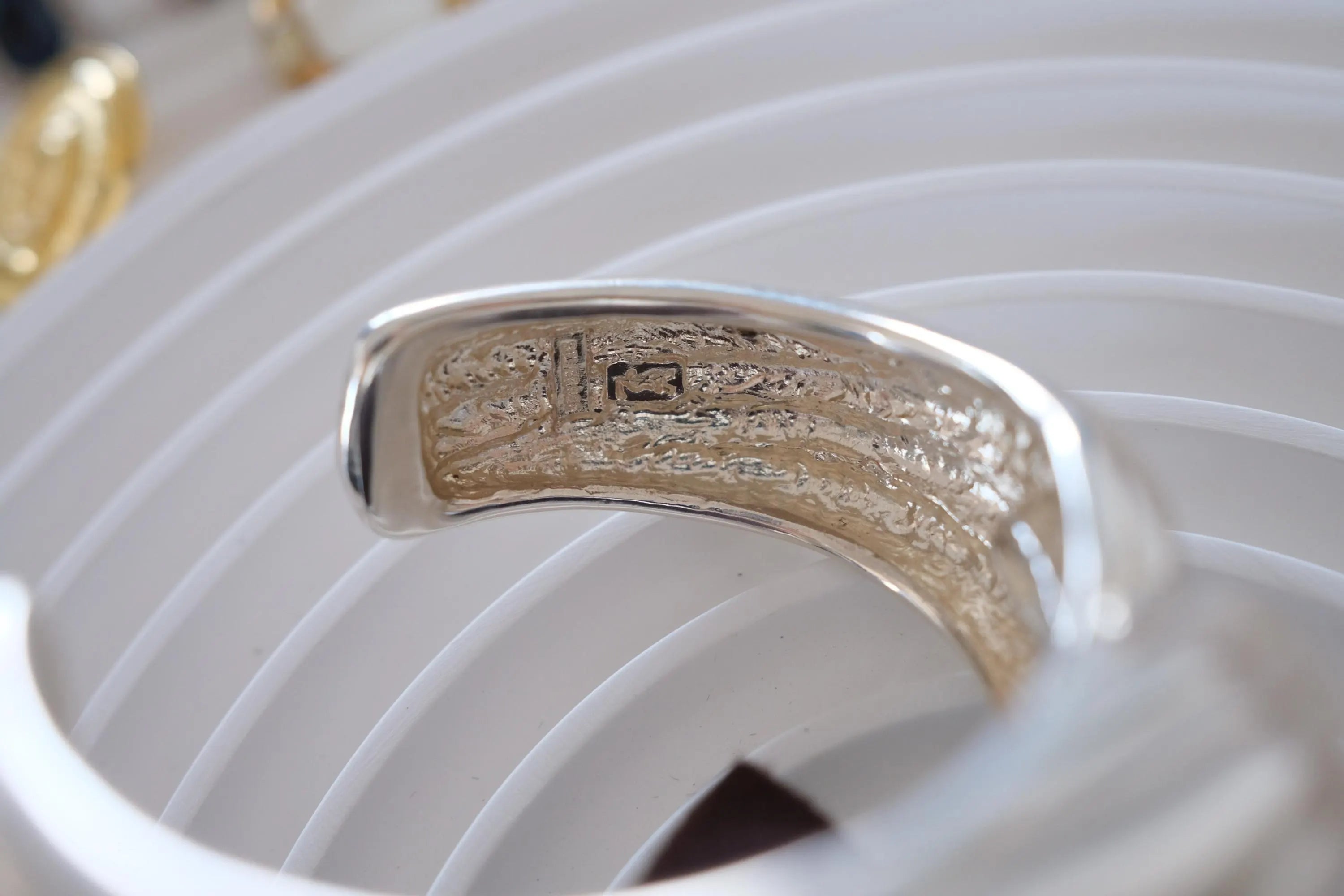 Vintage YSL Yves Saint Laurent Sterling Silver 925  knot  Bracelet: Silver-Tone layer knot, vintage jewelry bangle, Unisex Bracelet, Statement bracelet, Vintage Bracelet, Vintage Jewelry Silver