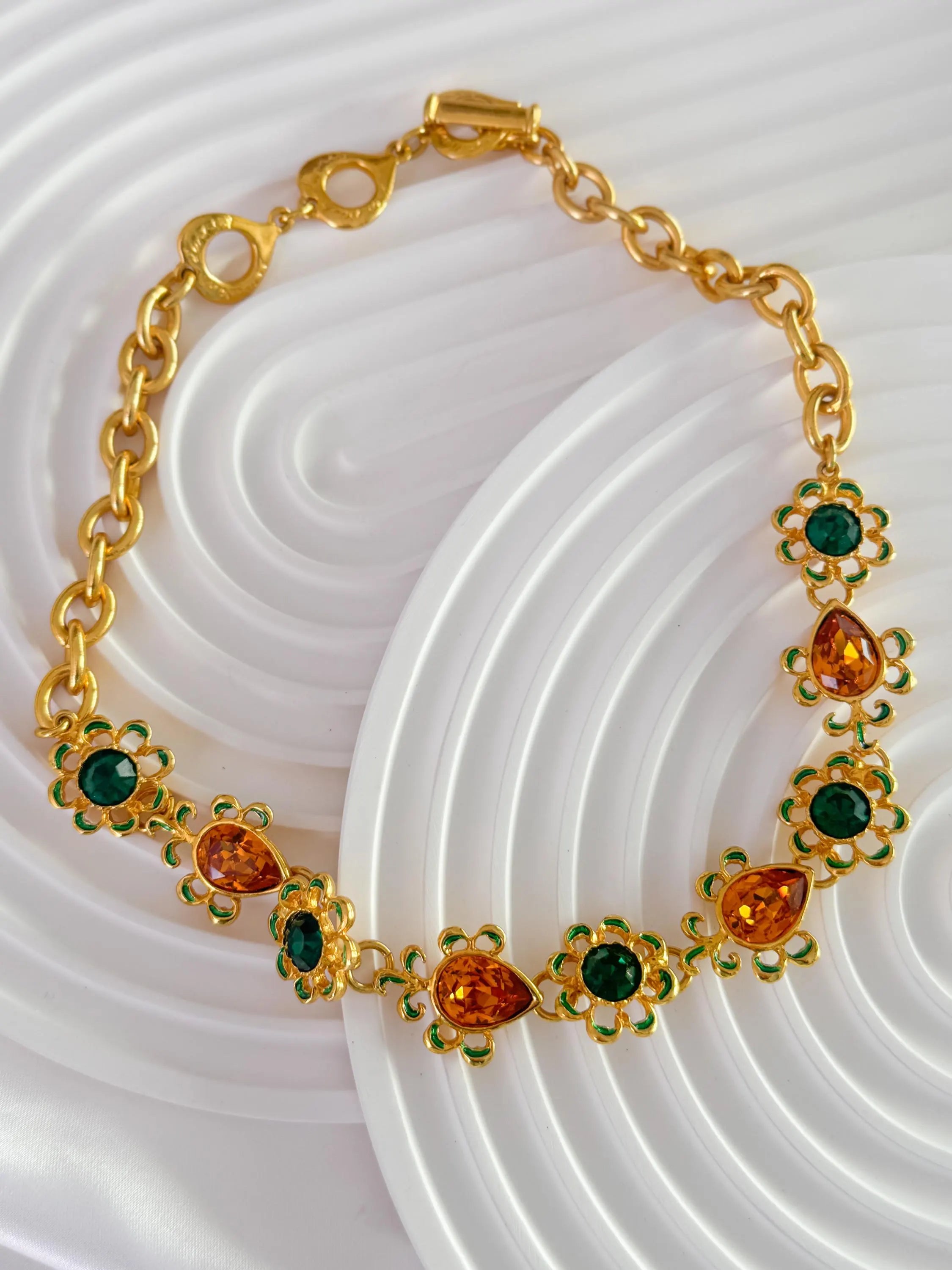Vintage Yves Saint Laurent Necklace – YSL Gold-Tone Openwork Floral Pendant with Toggle Clasp – 1980s Designer Jewelry – Rare Gift for Her