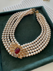 Vintage Voguebijoux Necklace, choker Necklace Gold, Pearl Necklace, Pave necklace Faux pearl Vintage, Runway choker, haute couture necklace