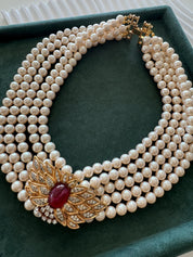 Vintage Voguebijoux Necklace, choker Necklace Gold, Pearl Necklace, Pave necklace Faux pearl Vintage, Runway choker, haute couture necklace