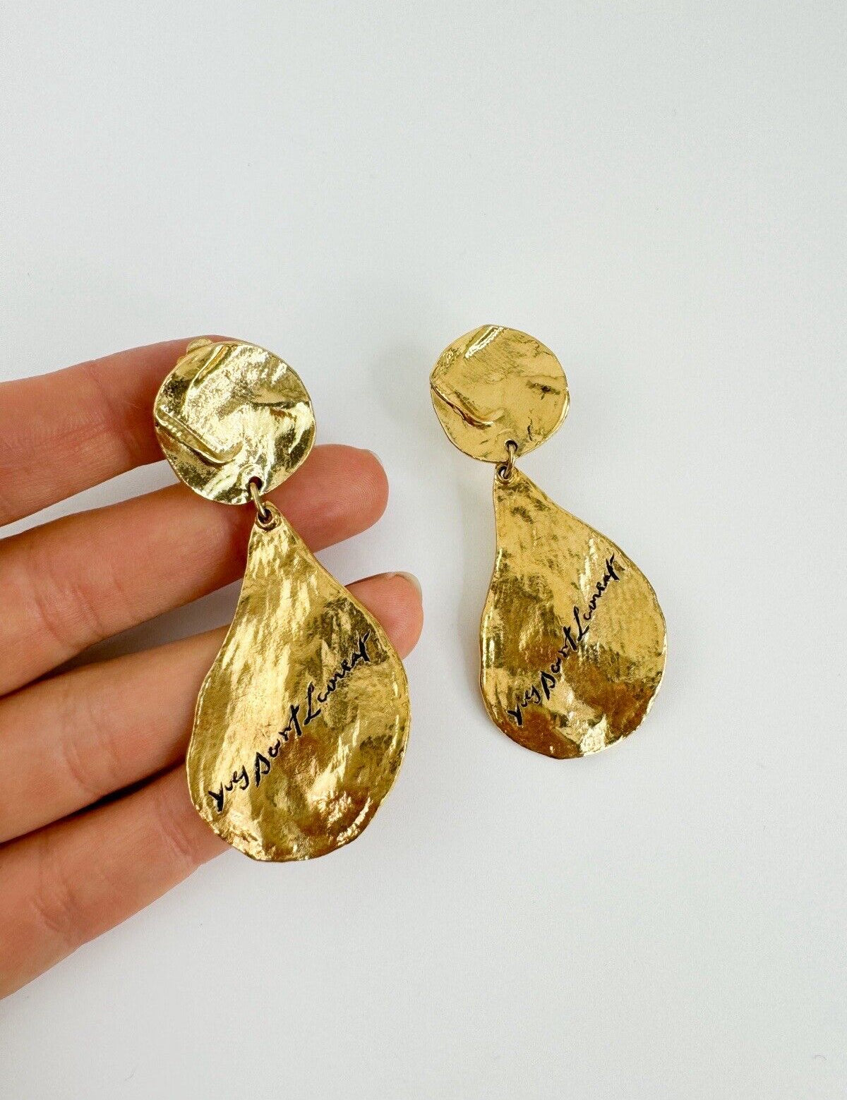 Vintage Yves Saint Laurent  Earrings, YSL hammered Clip on Earrings, Leaf Gold Tone Earrings, YSL earring, Earrings Drop Gold