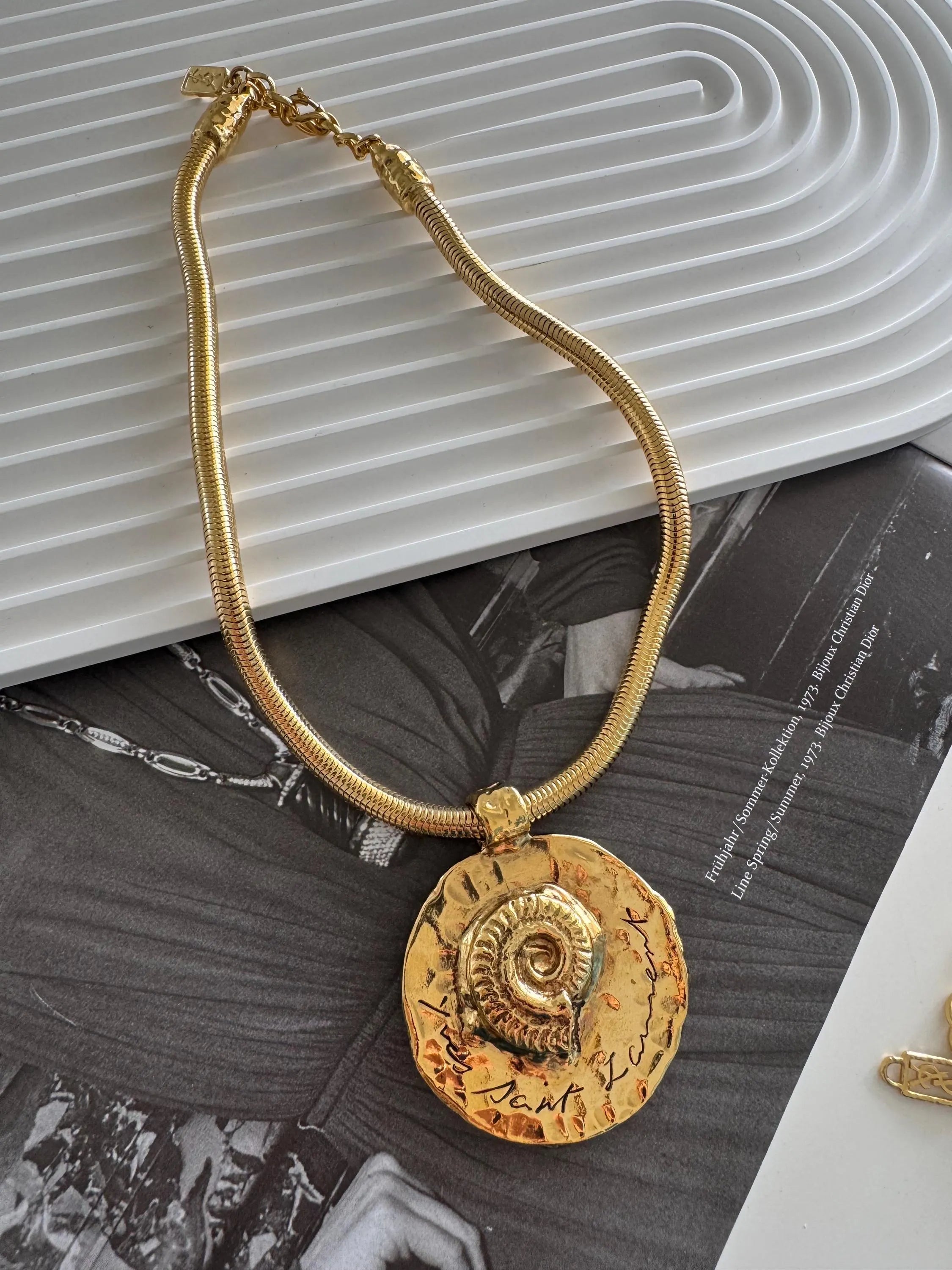 Vintage Yves Saint Laurent  Necklace Shell Ysl choker Yves Saint Laurent, Gold Tone Necklace, Necklace Charms, ocean jewelry, Gift for her