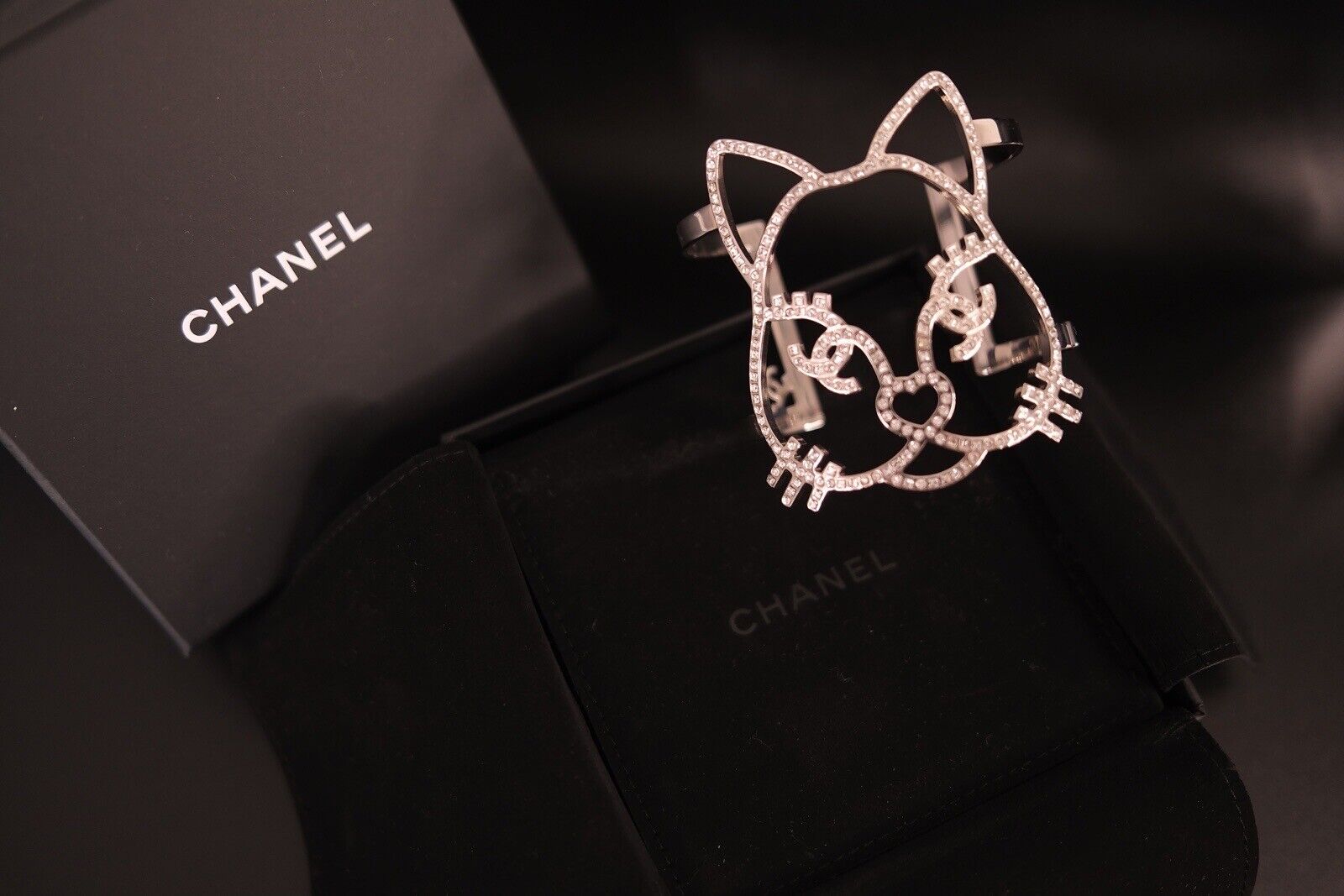 Chanel bracelet , Chanel 2016 Kitty Choupette Cat Emoji Cuff Bangle Bracelet made in Italy , Vintage Chanel