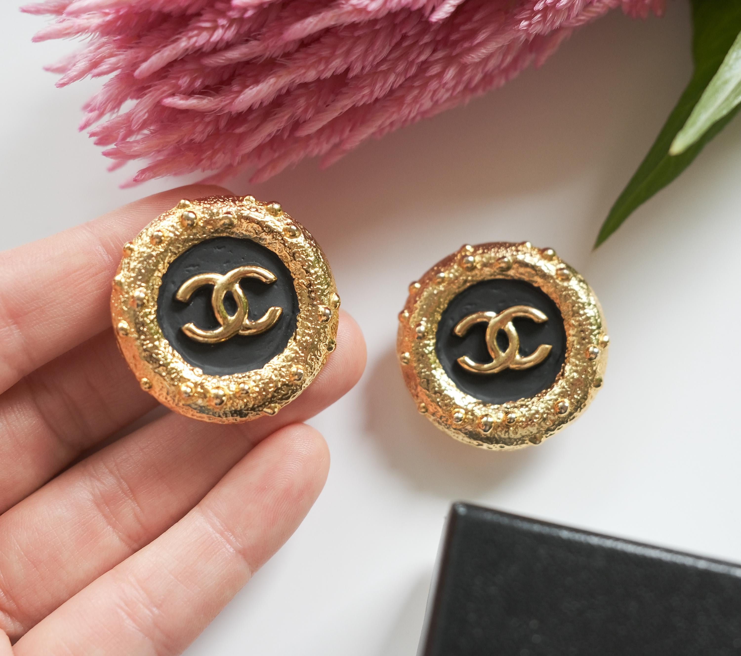 Vintage Chanel Earrings, Gold Tone Earrings, Made in France, Chanel CC Logo, Vintage Earrings, Clip on Earrings, Vintage Jewelry Gold