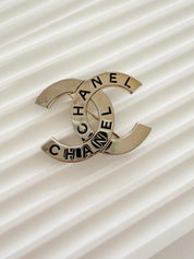 Authentic Chanel vintage CC brooch 98P champagne gold Made in France iconic design