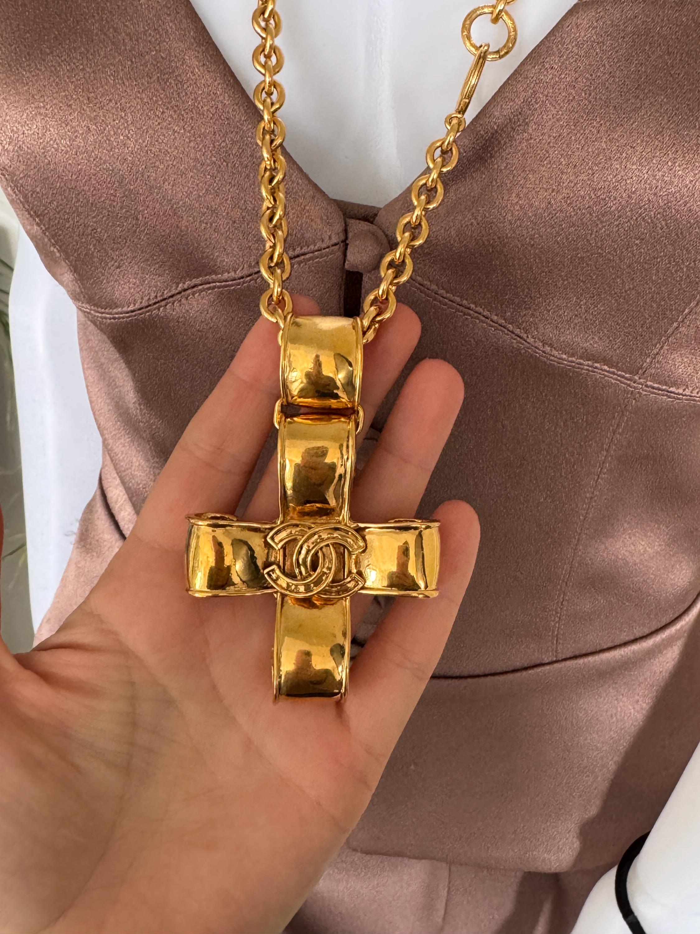 Vintage Chanel CC cross pendant necklace gold plated from 1994 Spring Collection