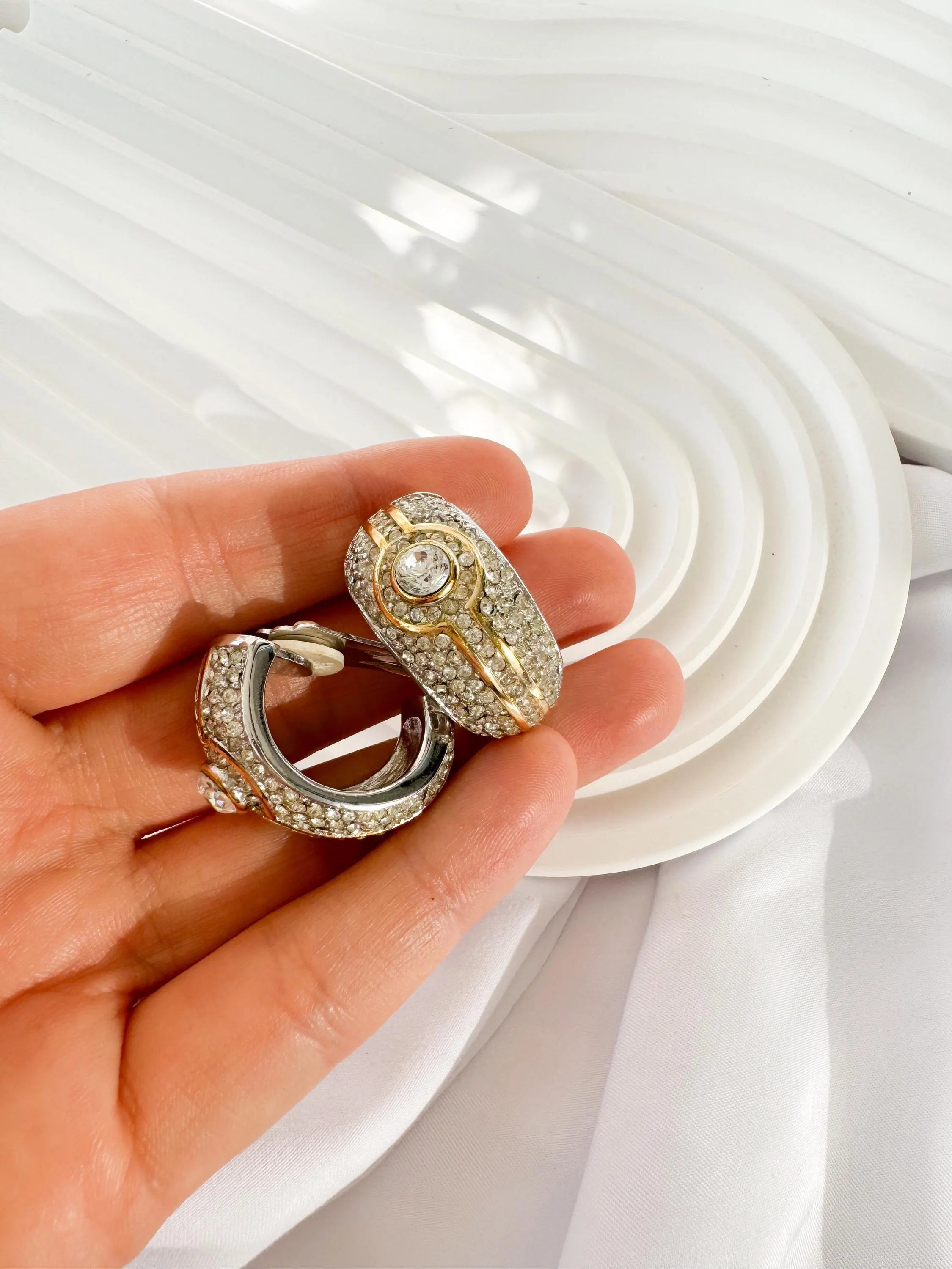 Dior earrings Vintage Christian Dior hoop Earrings, Dior Vintage Iconic Gold Tone Earrings chunky Earrings, Vintage Earrings, Gift for her