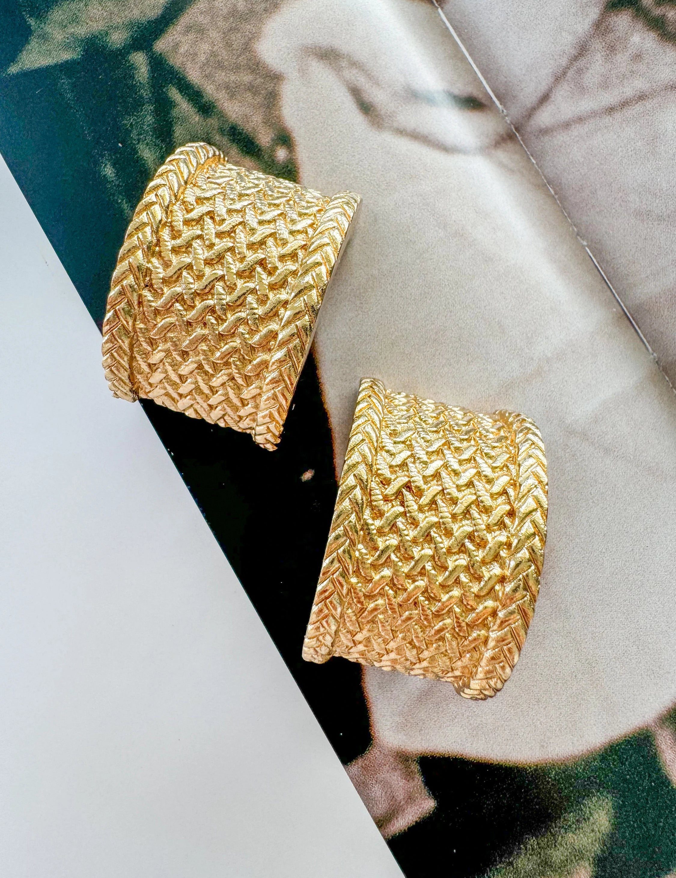 Vintage Christian Dior hoop Earrings, Dior Vintage Iconic Gold Tone Earrings chunky Earrings, Vintage Earrings Gift for her braided earrings