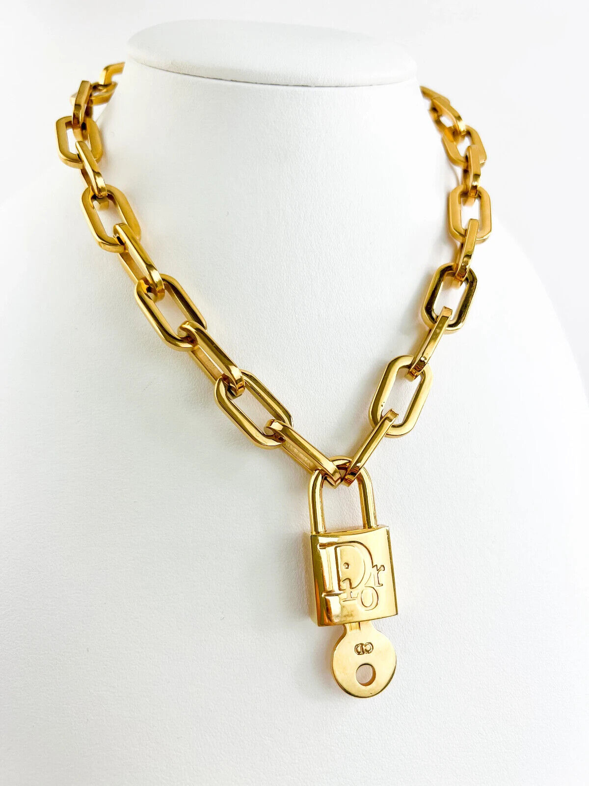 Vintage Christian Dior chunky choker Necklace Padlock key chain Necklace, Gold  Tone Chain Necklace, Necklace Unisex, Gift for him, Dior Y2K
