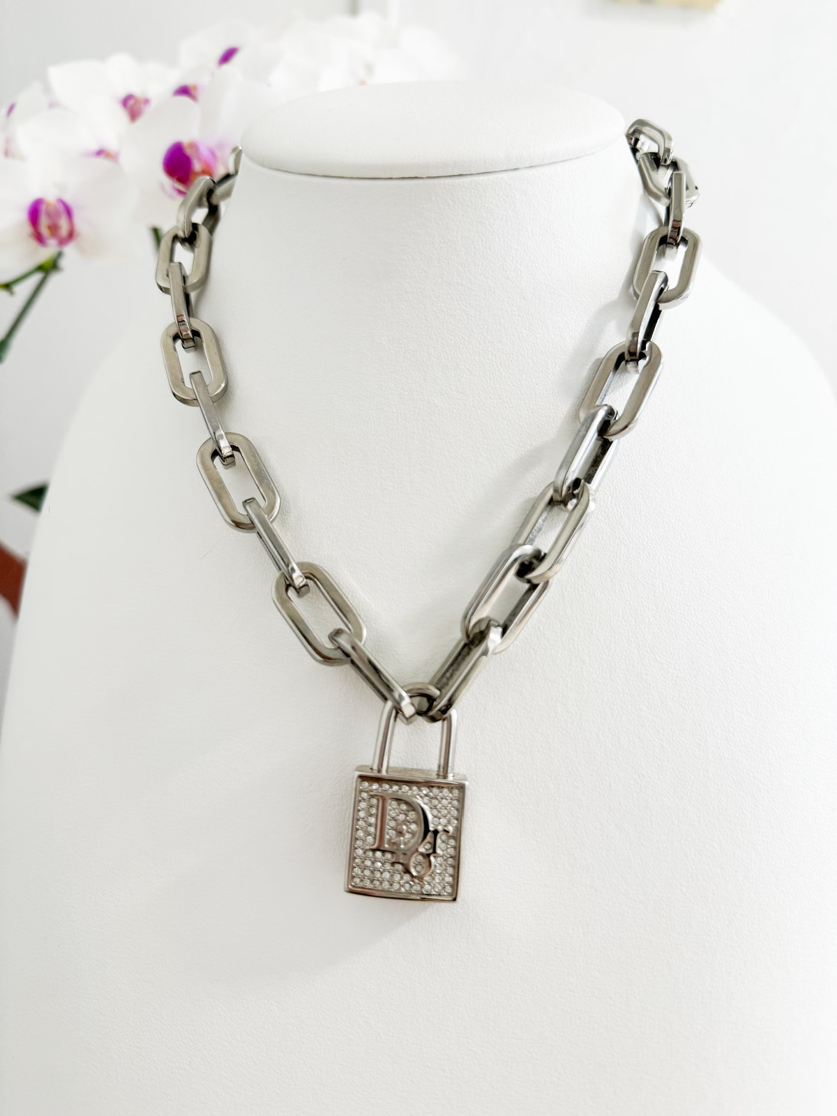 Vintage Christian Dior chunky choker Padlock key,  Chain Necklace, Silver Tone Chain Necklace , Vintage Costume Jewelry, Necklace Large