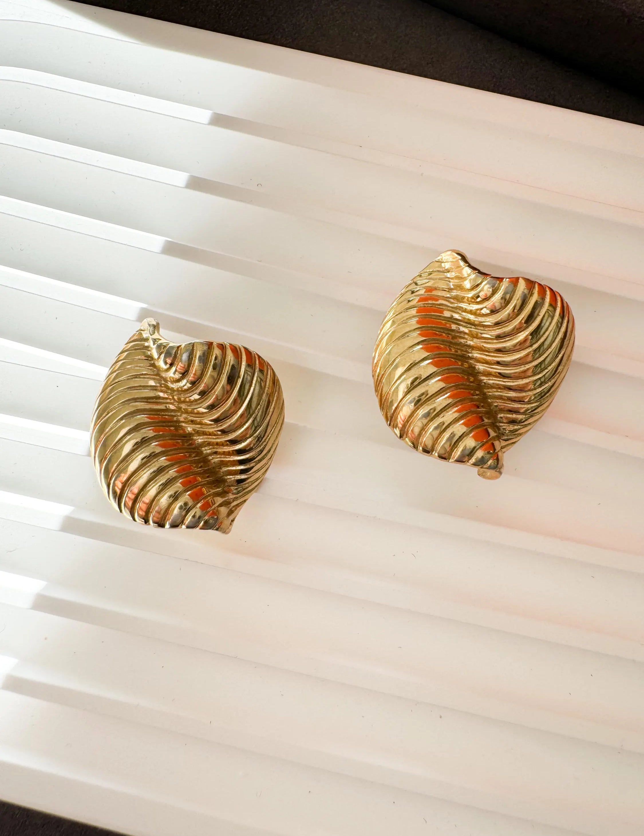 Vintage Givenchy Earrings, Givenchy leaf Earrings, Clip on Earrings, fashion earrings, Cute Earrings, Wedding Earrings, Gift for her