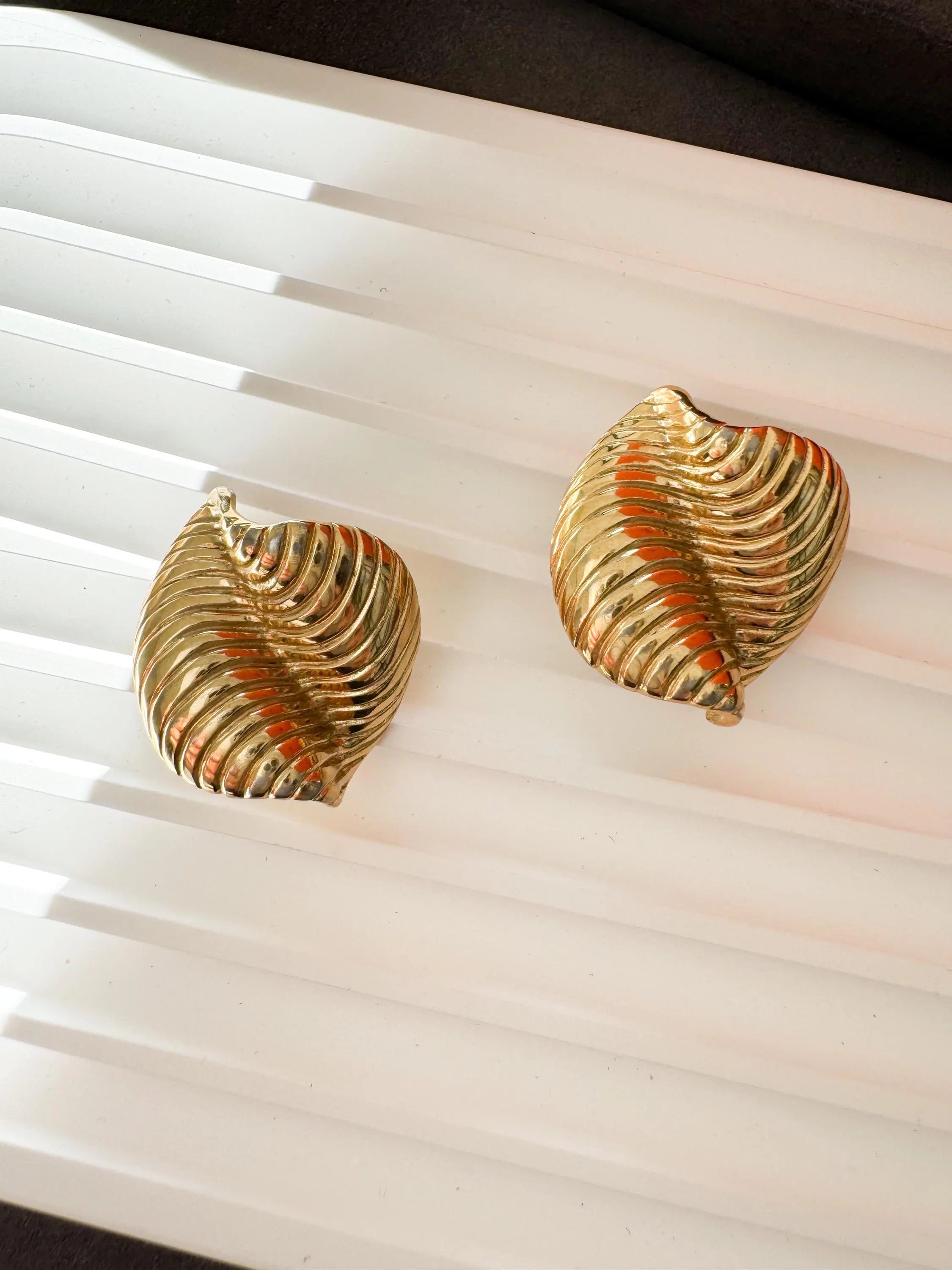 Vintage Givenchy Earrings, Givenchy leaf Earrings, Clip on Earrings, fashion earrings, Cute Earrings, Wedding Earrings, Gift for her