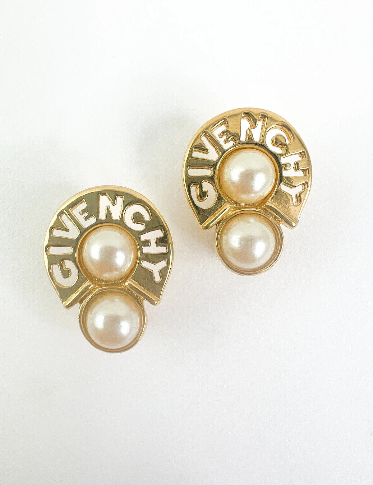 Vintage Givenchy earrings, Givenchy Logo earrings, Givenchy Pearl Earrings, Gift for her, Givenchy 80’s, Jewelry for Women, Bridal Jewelry