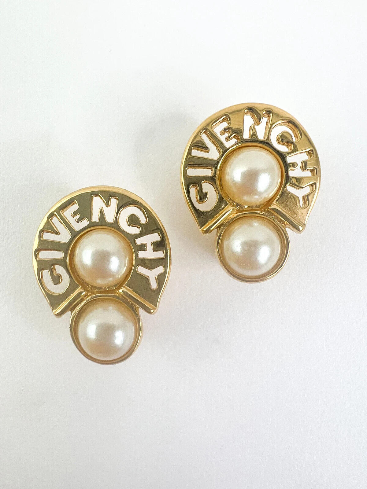 Vintage Givenchy earrings, Givenchy Logo earrings, Givenchy Pearl Earrings, Gift for her, Givenchy 80’s, Jewelry for Women, Bridal Jewelry