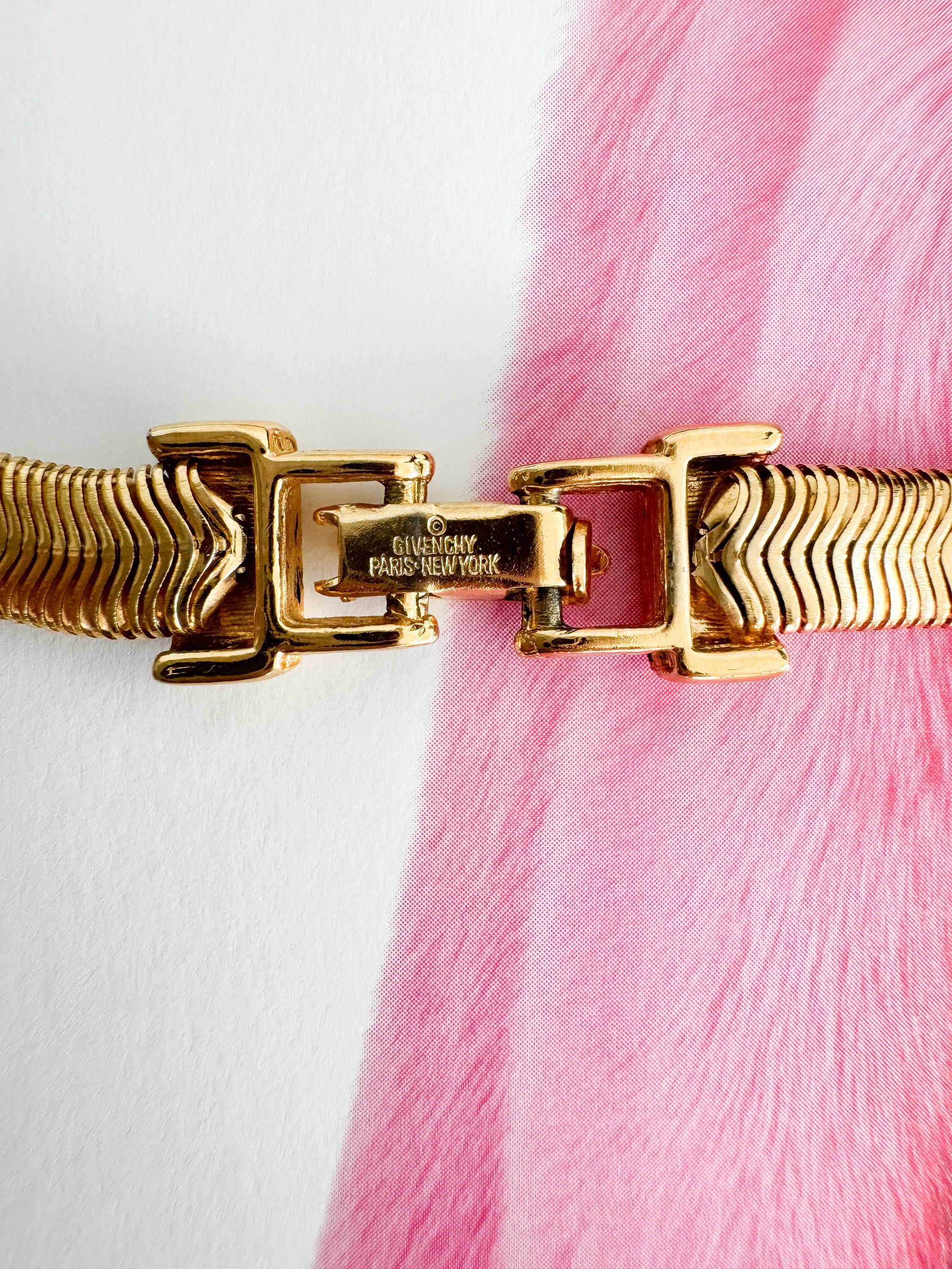 Vintage Givenchy Necklace, Vintage Gold Tone Necklace, Logo Necklace, Vintage Choker Necklace, Jewelry for Women, Gold Chain, Gift for her