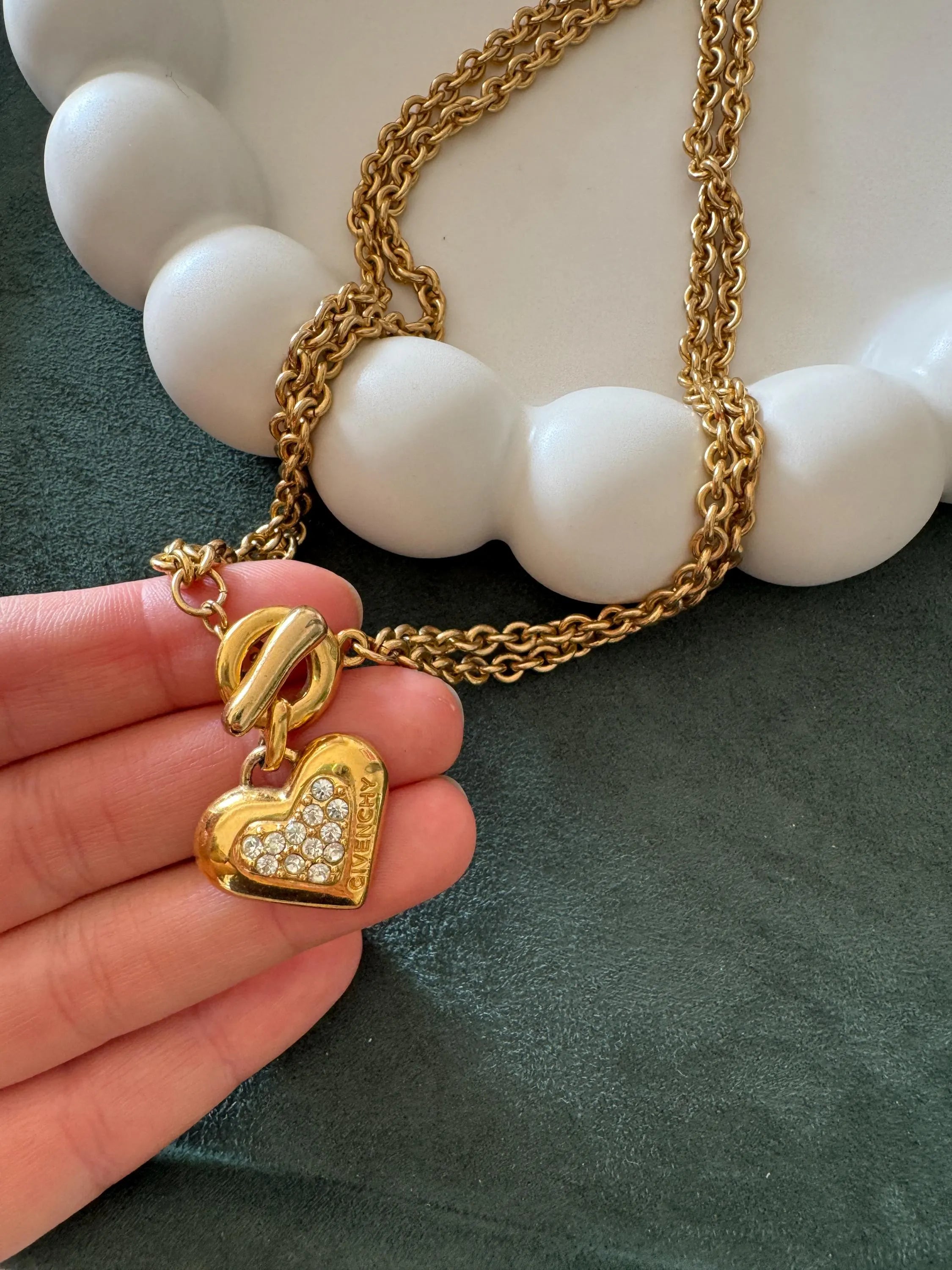 Collector’s piece vintage Givenchy Paris New York heart pendant necklace