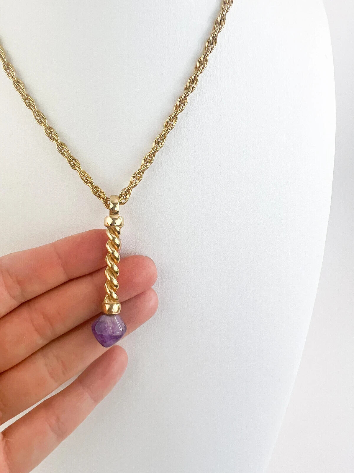 Grosse Necklace, Vintage Necklace Gold Tone Pendant Necklace, Marble Tone Purple Pendant, birthday gift, Gift for women, Jewelry for Women