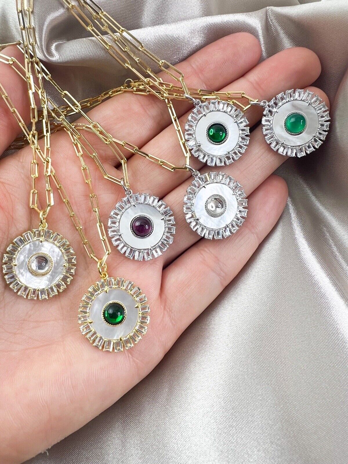 【Green Crystal Rhodium Plated】Lucky Charm Pendant Necklace Evil Eye Sterling Silver925 Mother of Pearl Beautiful