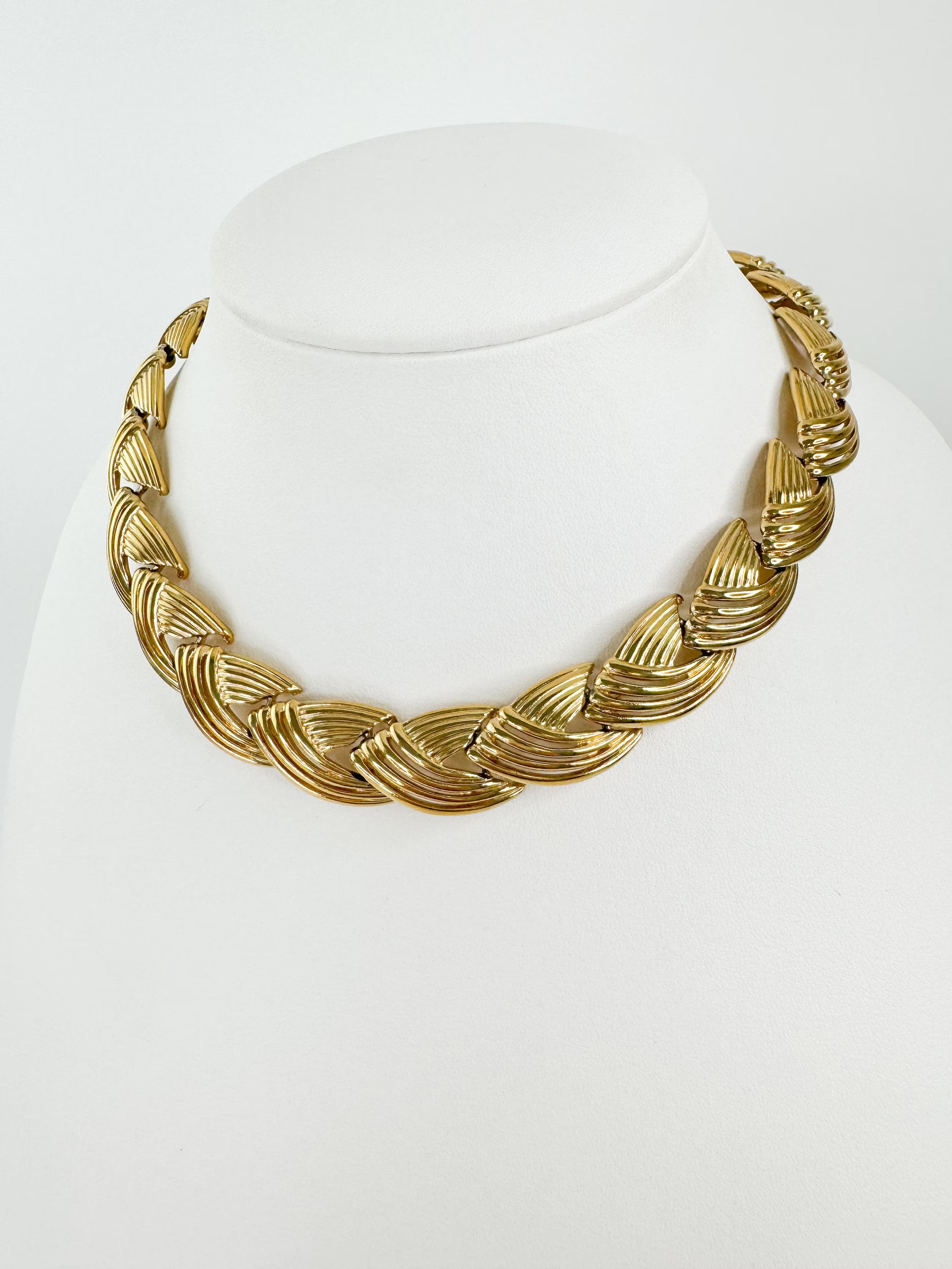 Vintage Nina Ricci Necklace, Gold Tone Necklace, Choker Necklace, gold wheat Charm, Vintage bridal , Jewelry for Women, Personalized Gifts