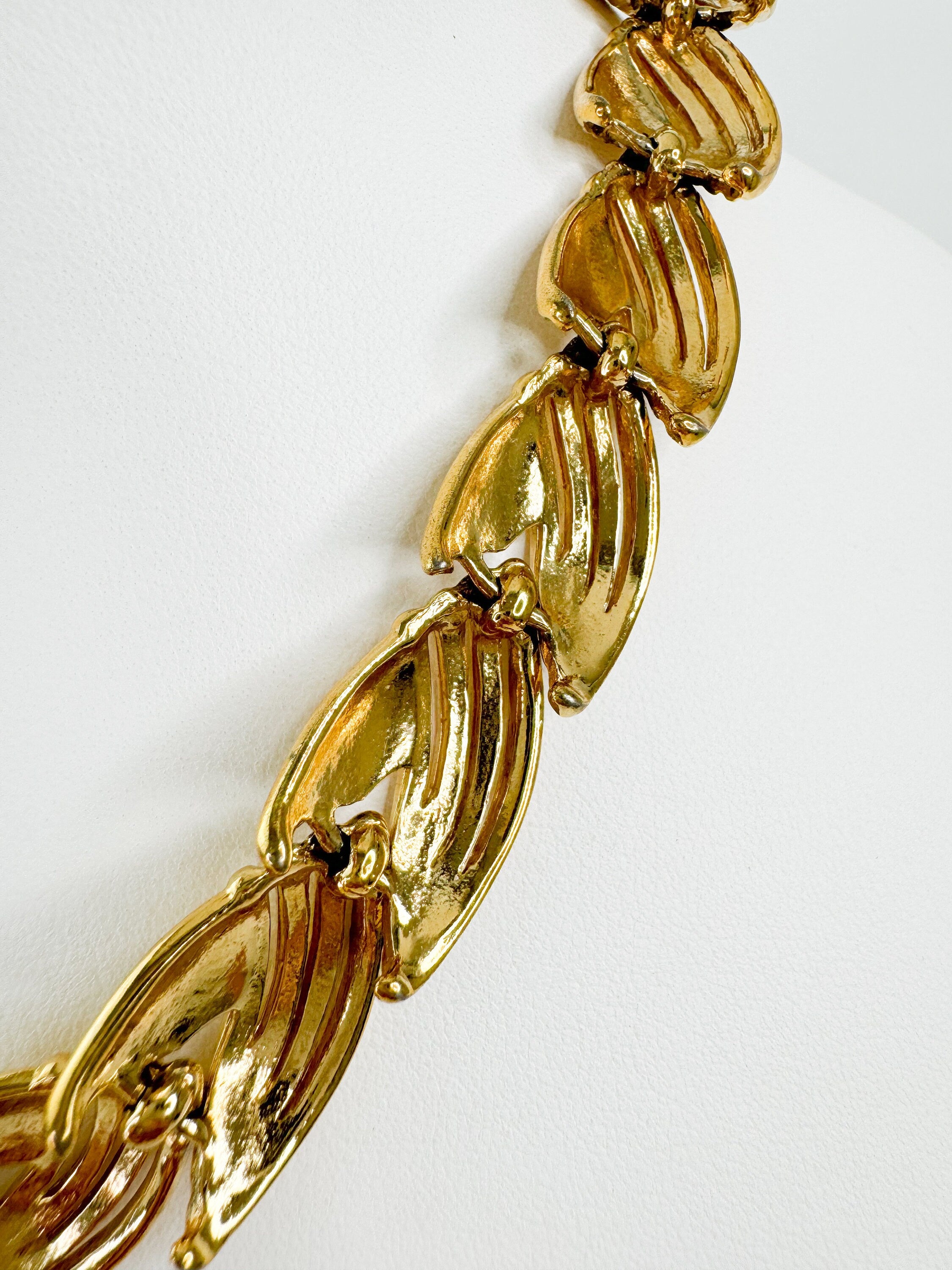 Vintage Nina Ricci Necklace, Gold Tone Necklace, Choker Necklace, gold wheat Charm, Vintage bridal , Jewelry for Women, Personalized Gifts