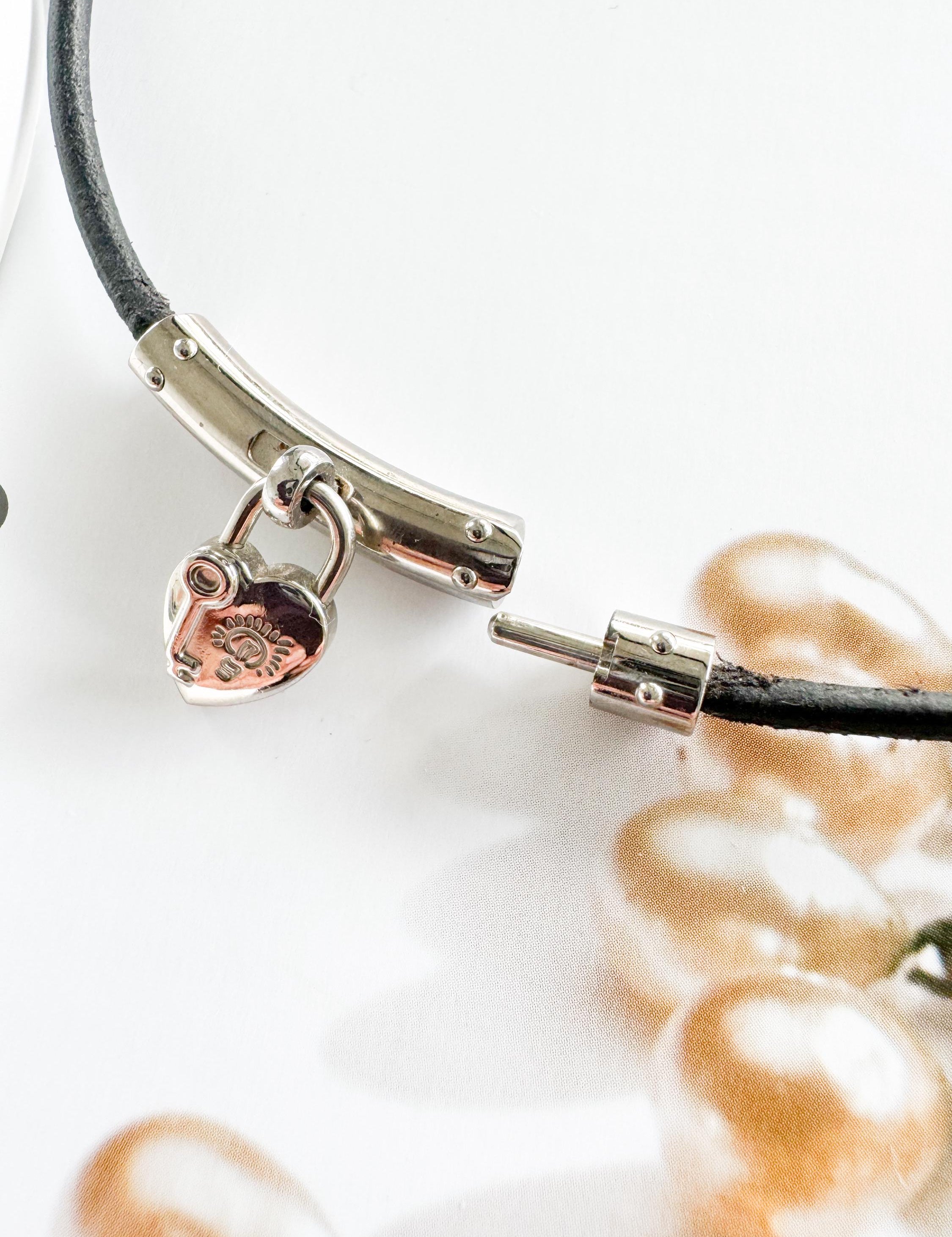 Hermès heart choker, vintage Hermès necklace, Anne de La Fantasy 2004, designer padlock necklace,  Hermès choker,  rare Hermès jewelry
