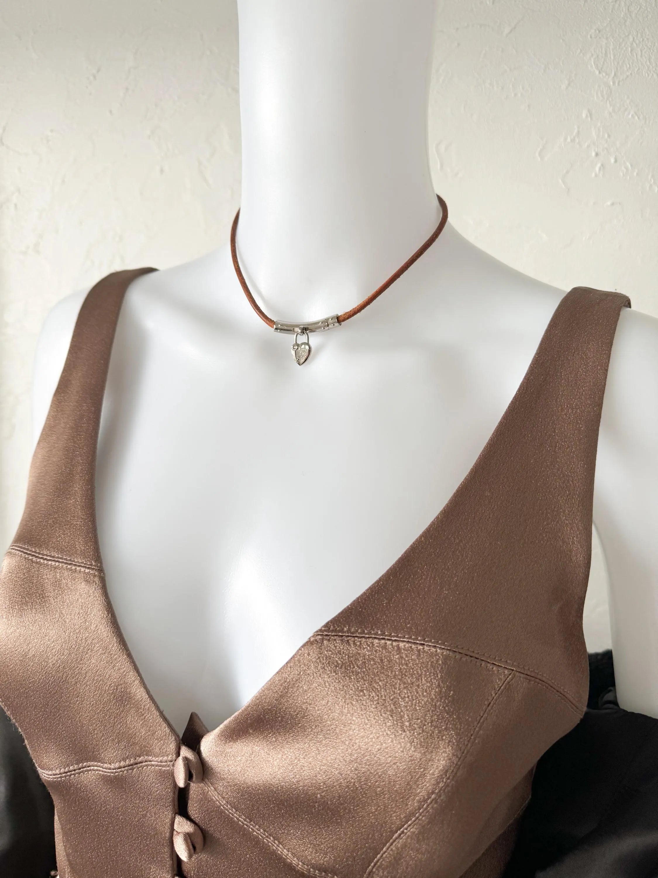 Hermès heart choker, vintage Hermès necklace, Anne de La Fantasy 2004, designer padlock necklace,  Hermès choker ,  rare Hermès jewelry