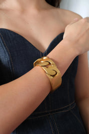 Rare vintage Celine Phoebe Philo ID bracelet, premium gold chain collectible made in Italy