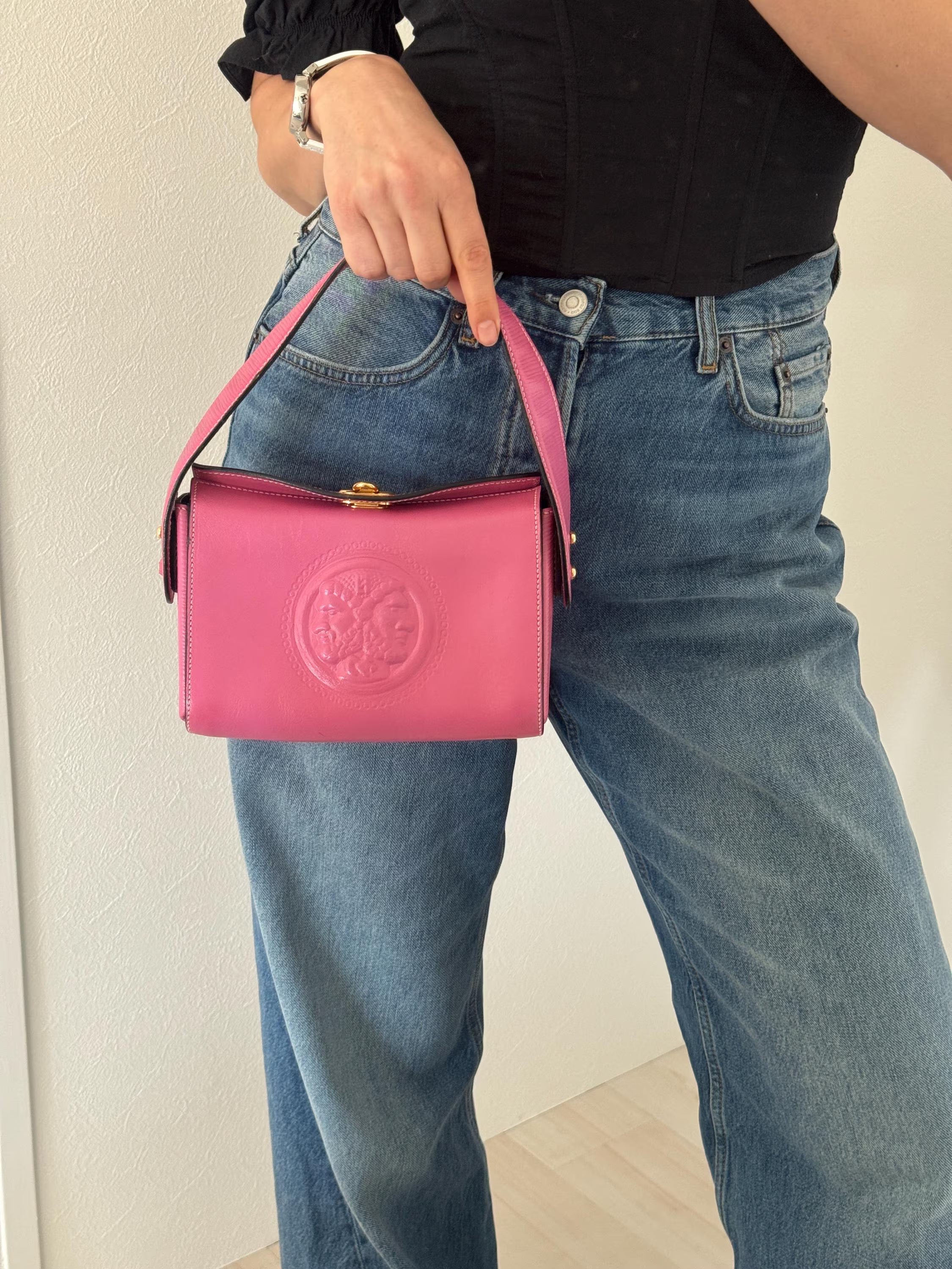 Vintage Fendi pink leather top handle handbag, made in Italy, timeless Italian craftsmanship and refined designer elegance