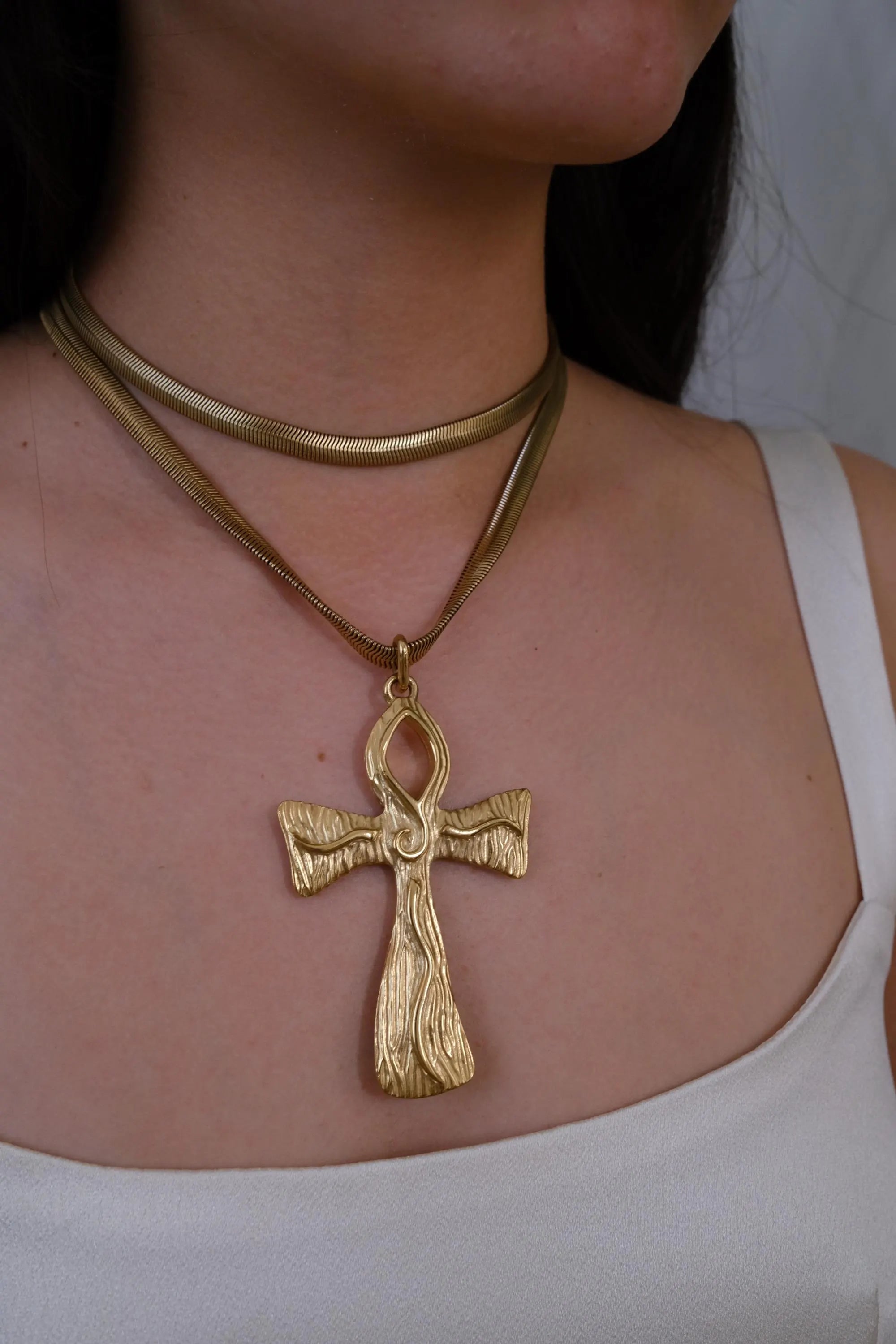 Signed Givenchy double snake chain necklace clasp detail