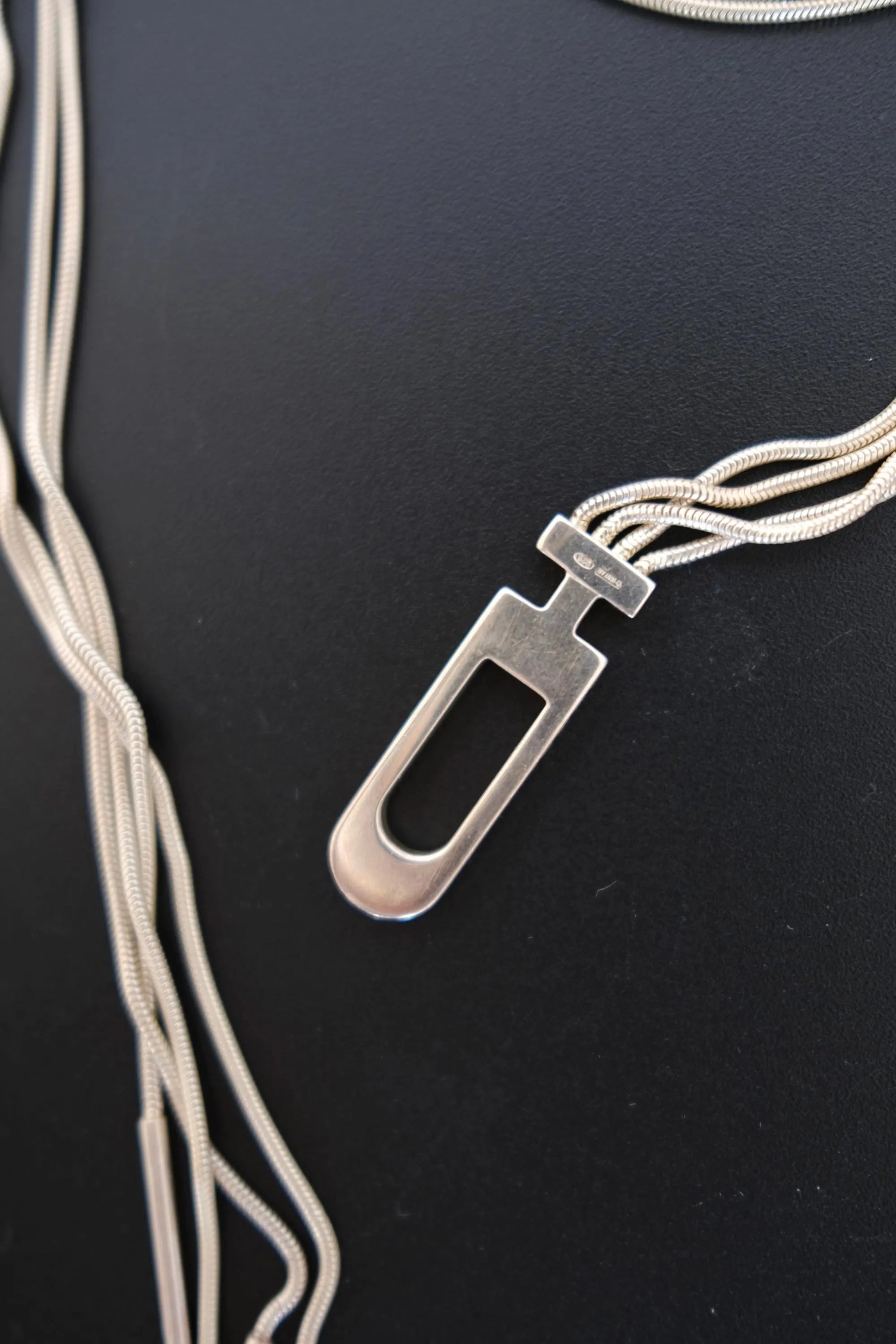 Vintage Gucci 925 sterling silver pendant GUCCI 925 hallmark close-up