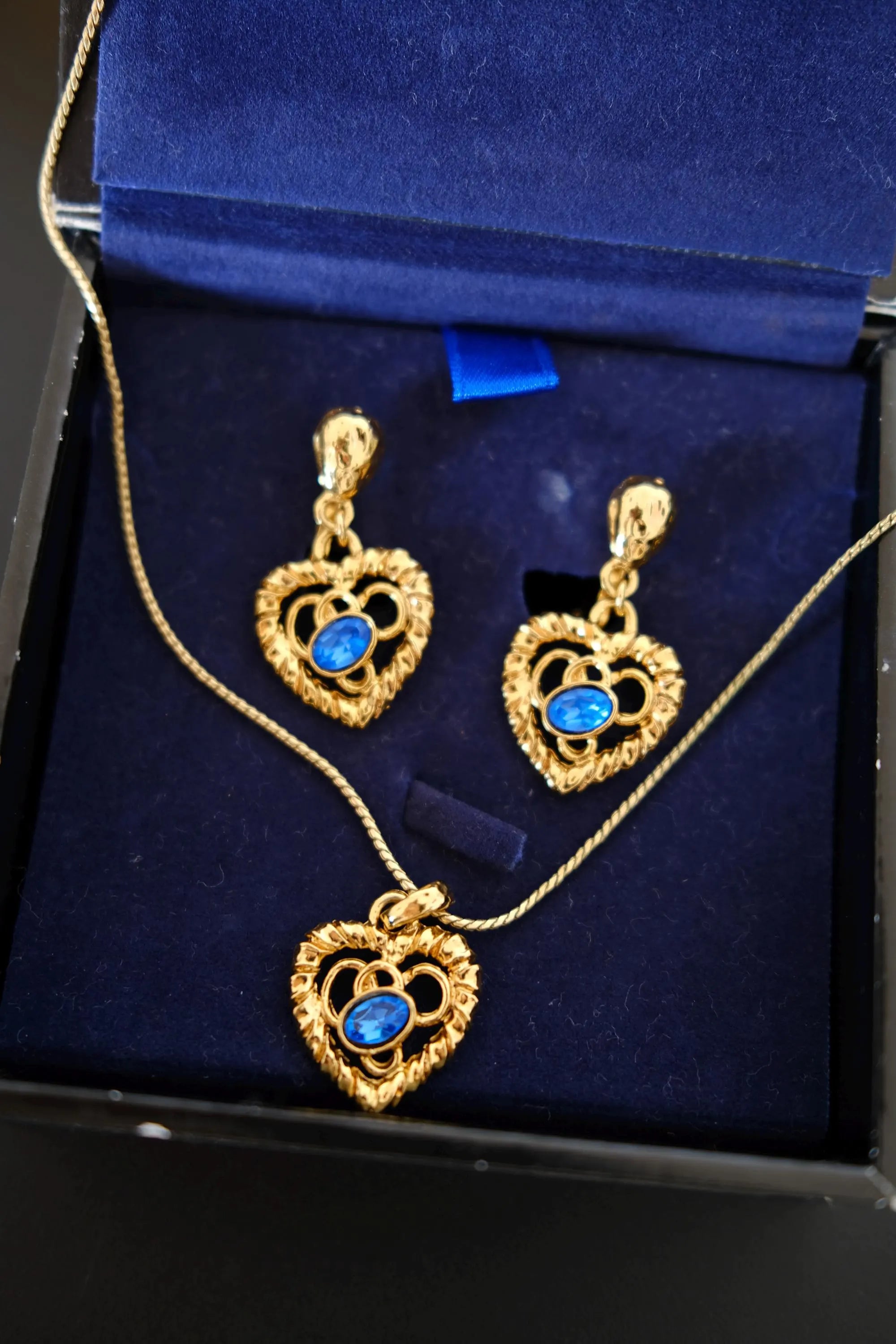 Vintage YSL gold-tone openwork heart pendant necklace with French rope chain front view