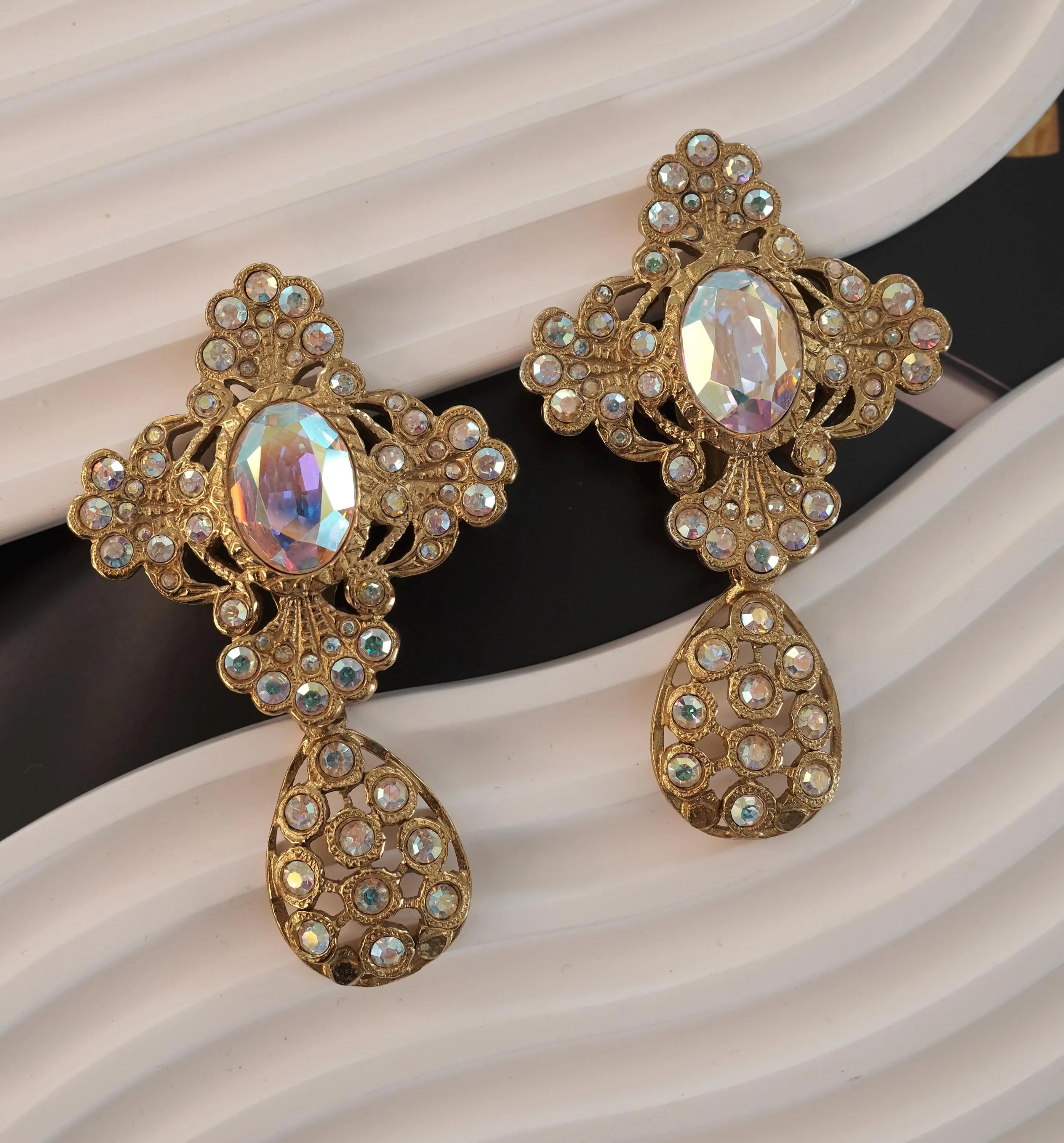 vintage_ysl_yves_saint_laurent_rhinestone_dangle_earrings_1.webp
