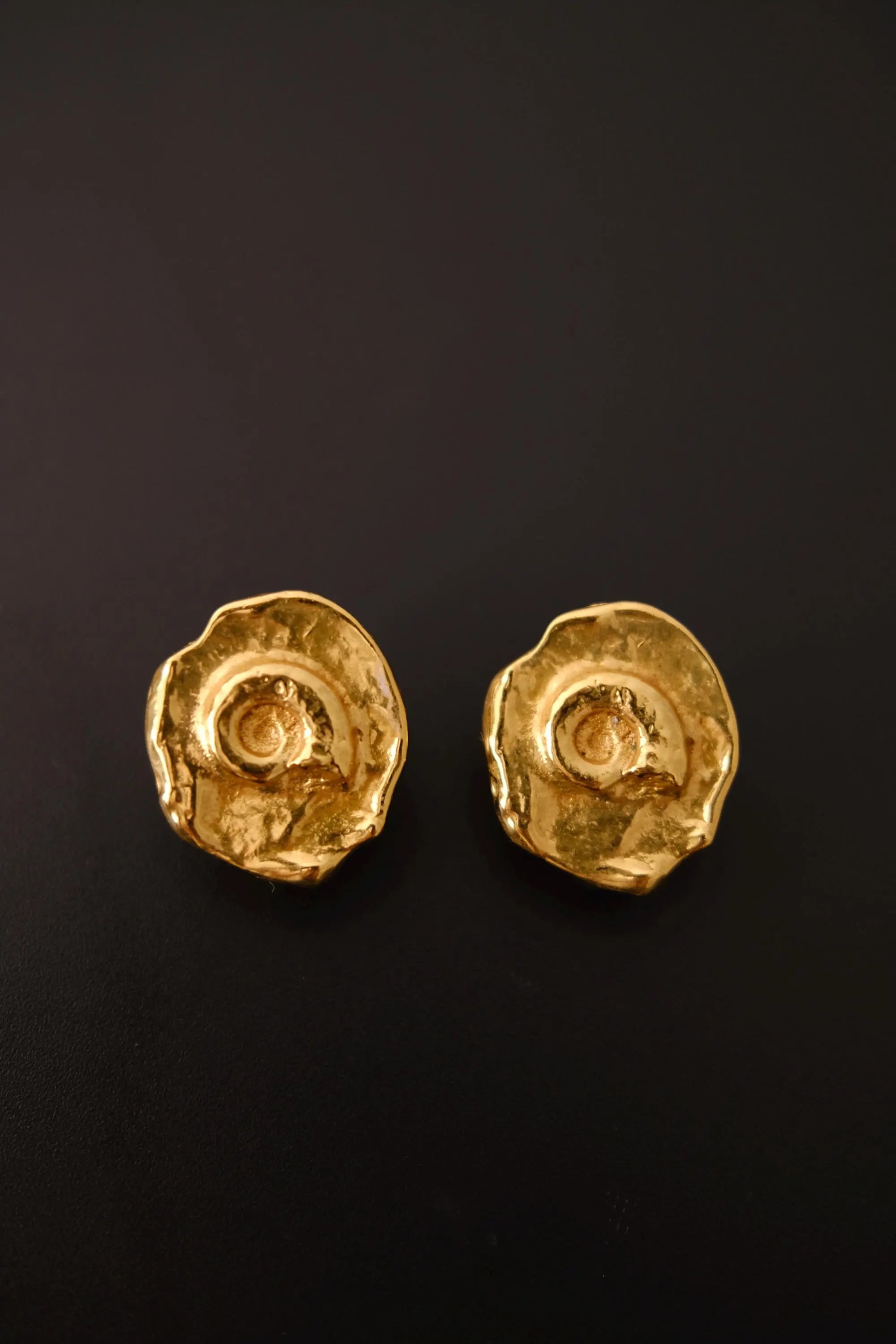 Vintage Yves Saint Laurent YSL sculptural seashell gold-tone clip-on earrings