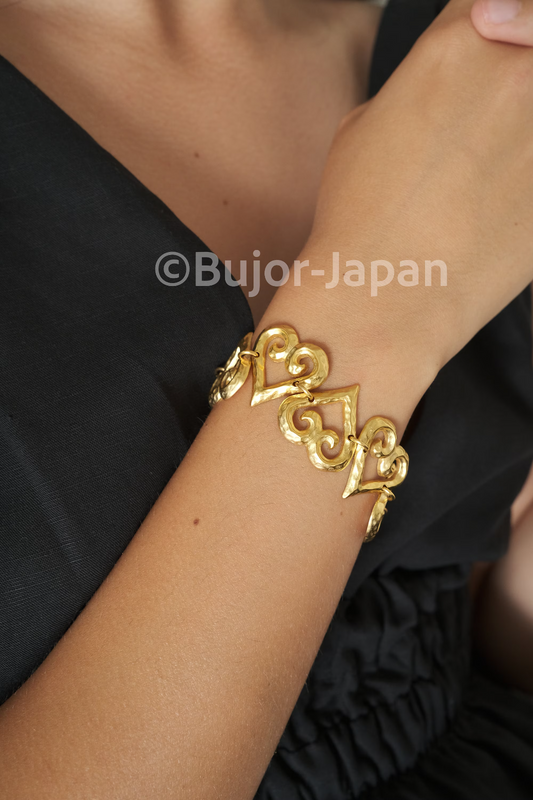 Vintage YSL Bracelet, Yves Saint Laurent Heart Link Bracelet Vintage, Charm Bracelet Gold, Vintage Bracelet, Bridal bracelet, Gift for her