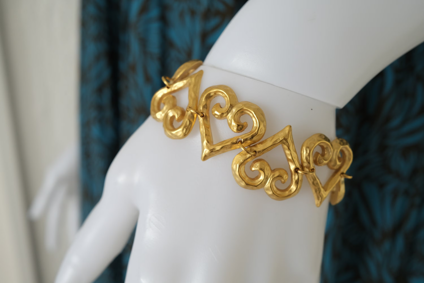 Vintage YSL Bracelet, Yves Saint Laurent Heart Link Bracelet Vintage, Charm Bracelet Gold, Vintage Bracelet, Bridal bracelet, Gift for her