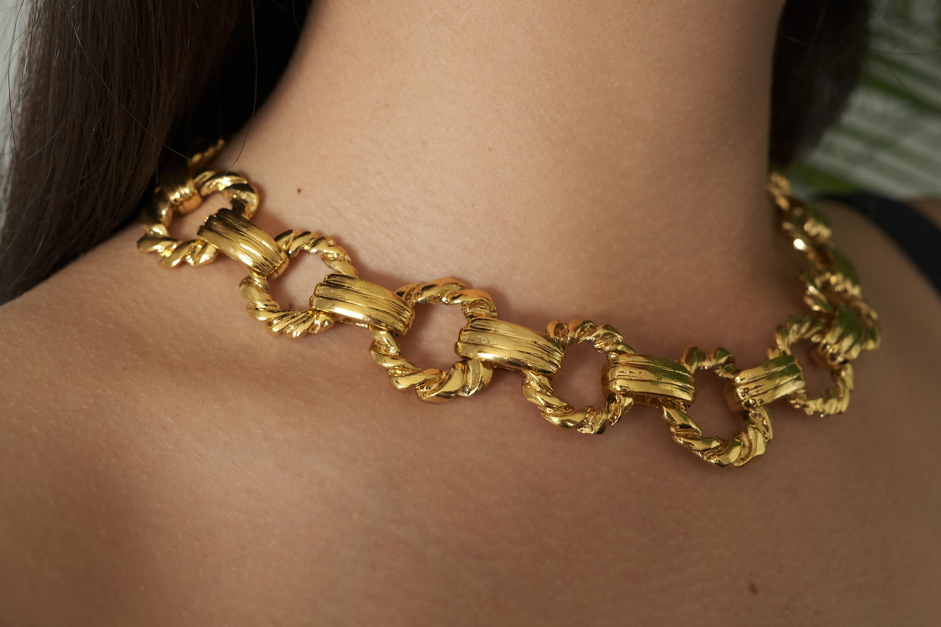 Authentic YSL Yves Saint Laurent Gold Tone Massive Chunky Chain Vintage Choker Necklace, Unisex necklace choker, Chain Necklace Gold