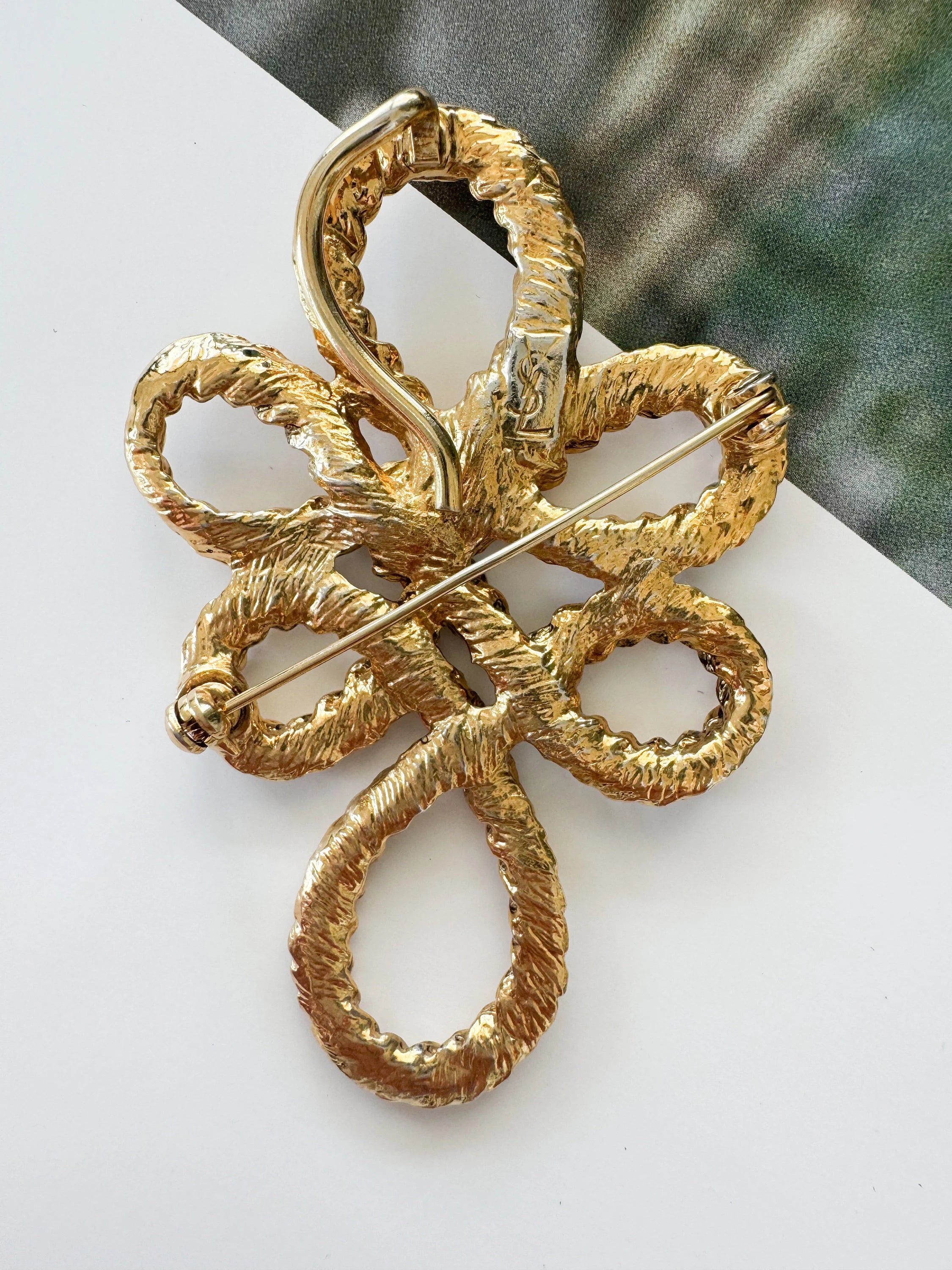 Vintage YSL Yves Saint Laurent Brooch Pin, Openwork Coiled Spiral, Gold Tone Brooch Pin, Jewelry Brooch, Brooch Large, Vintage Jewelry