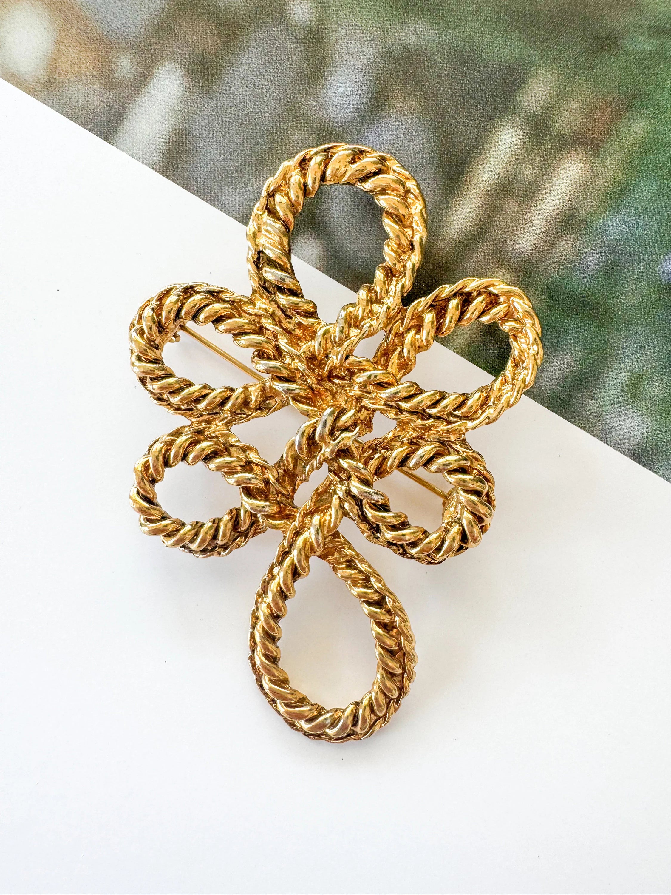 Vintage YSL Yves Saint Laurent Brooch Pin, Openwork Coiled Spiral, Gold Tone Brooch Pin, Jewelry Brooch, Brooch Large, Vintage Jewelry