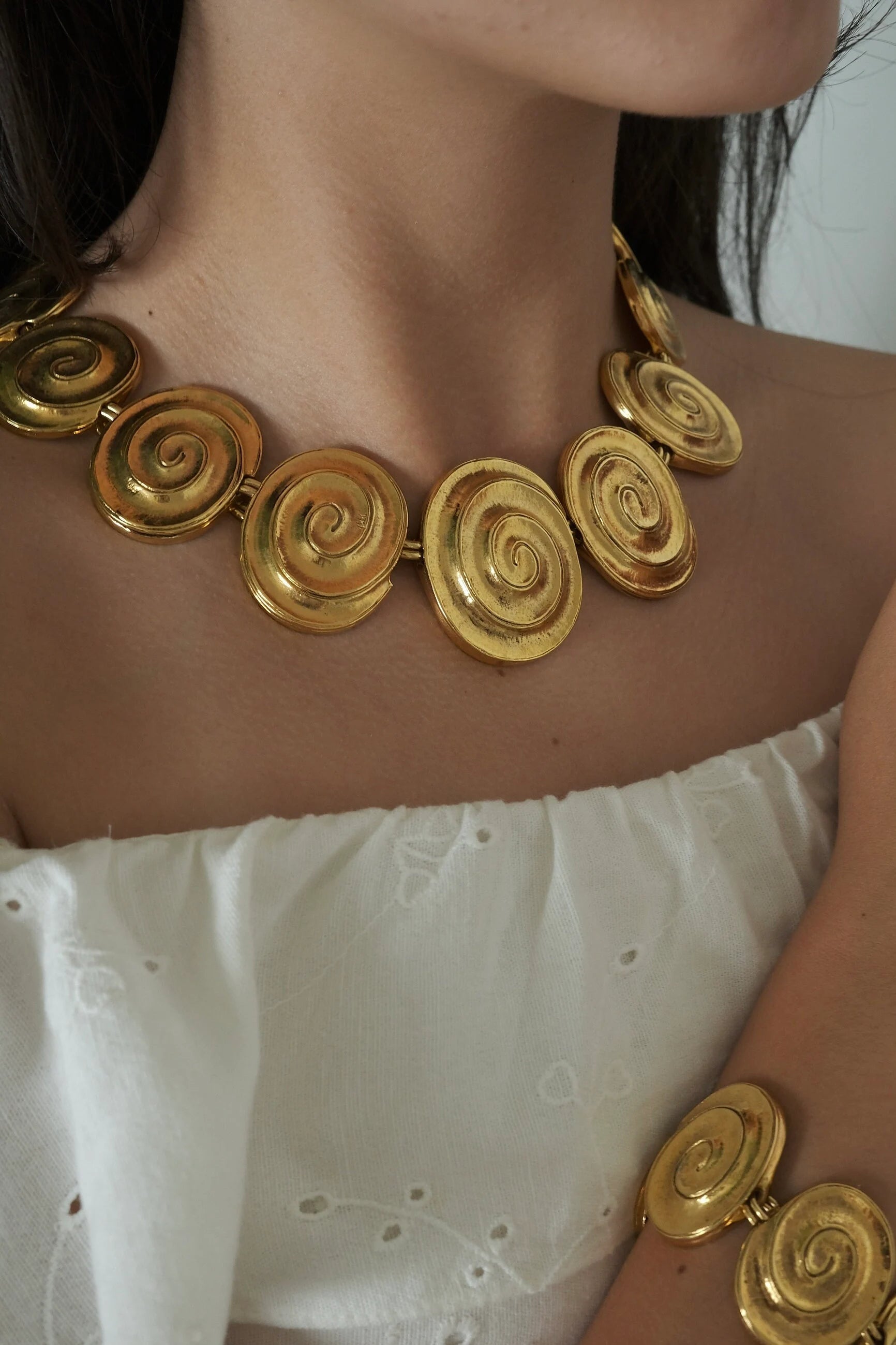 Vintage Yves Saint Laurent  Necklace Shell Ysl choker Yves Saint Laurent,  Gold Tone Necklace, Necklace Charms, Made in France, Gift for her