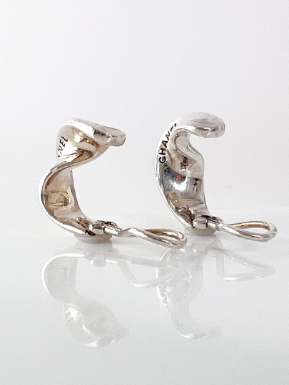【SOLD OUT】Chanel Vintage Sterling Silver 925 Clip-On Hoop Earrings Chanel Signature