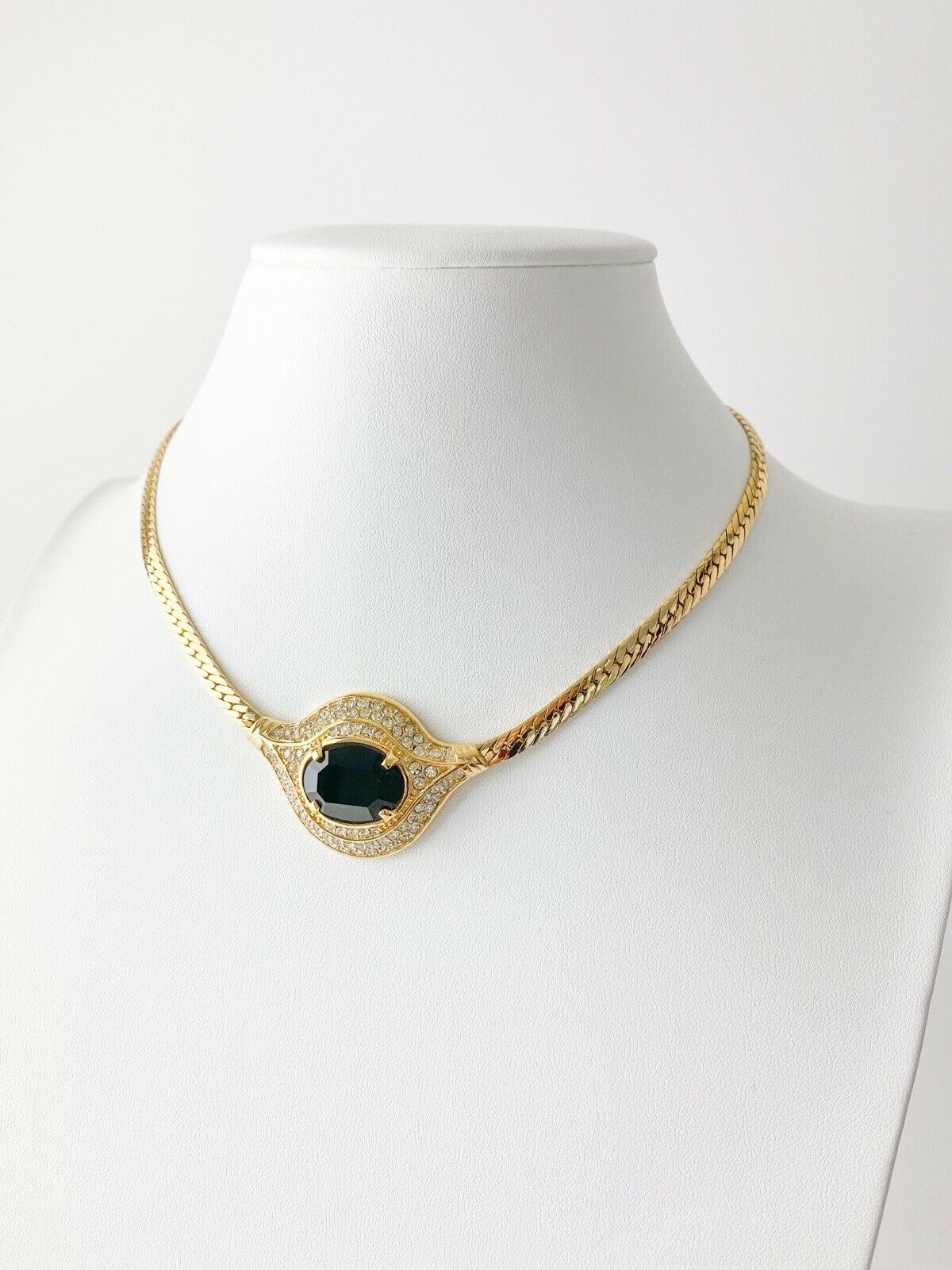 Nina Ricci Gold Tone Choker Necklace Black Stone Rhinestone Vintage