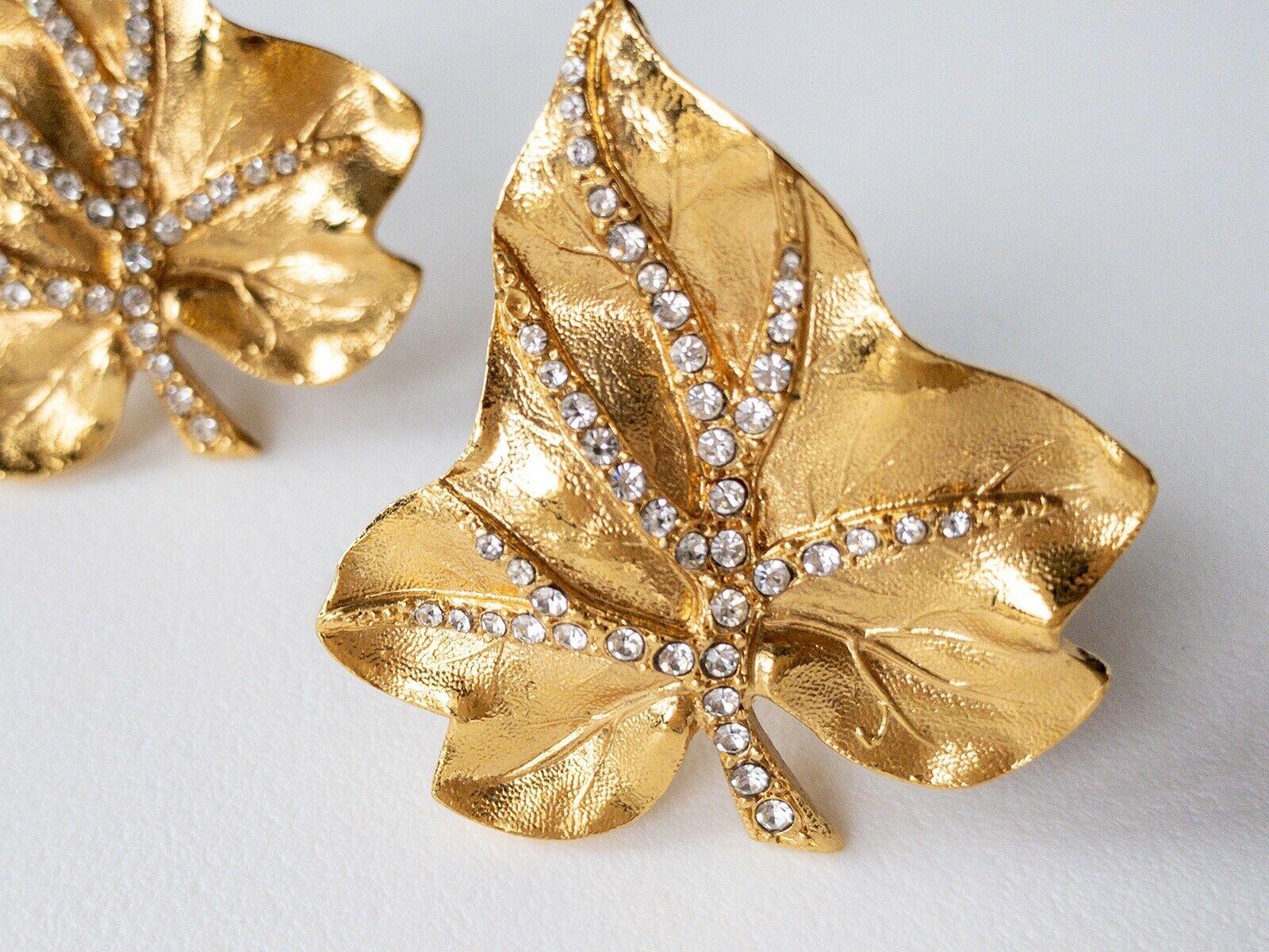 【SOLD OUT】Jacques Fath Gold Tone Leaf Earrings Made in France Vintage