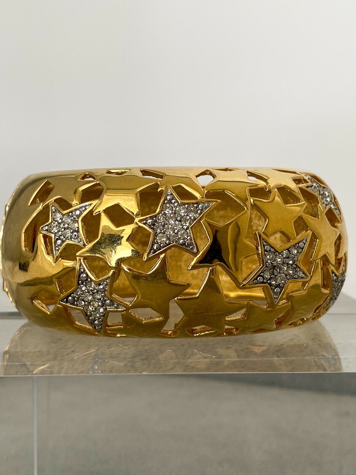 【SOLD OUT】GIVENCHY Gold Tone Openwork Bangle Cuff Bracelet Star Rhinestone Vintage