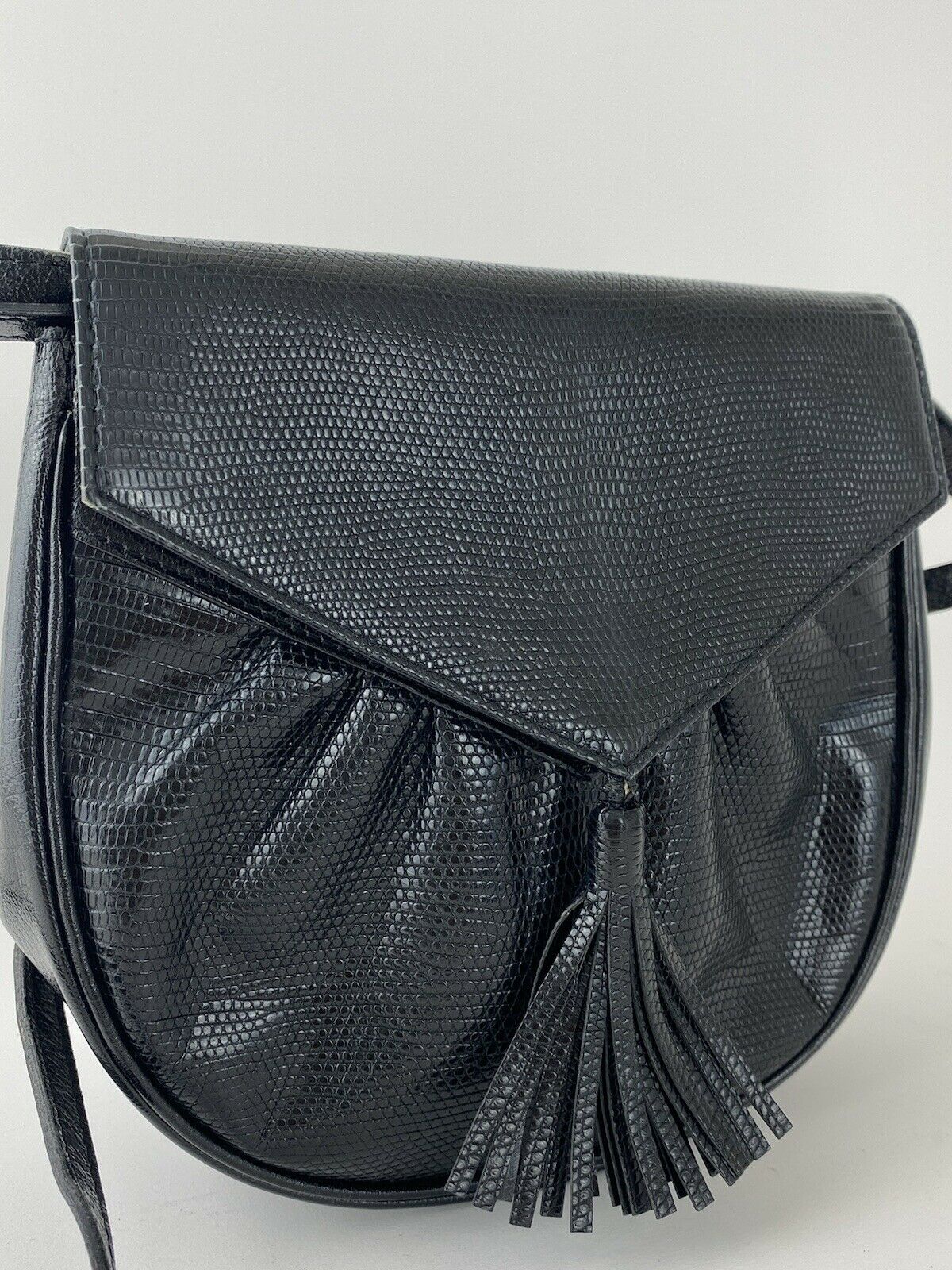 YSL Yves Saint Laurent Vintage Lizard Fringe Shoulder Bag Cross Body Bag Black