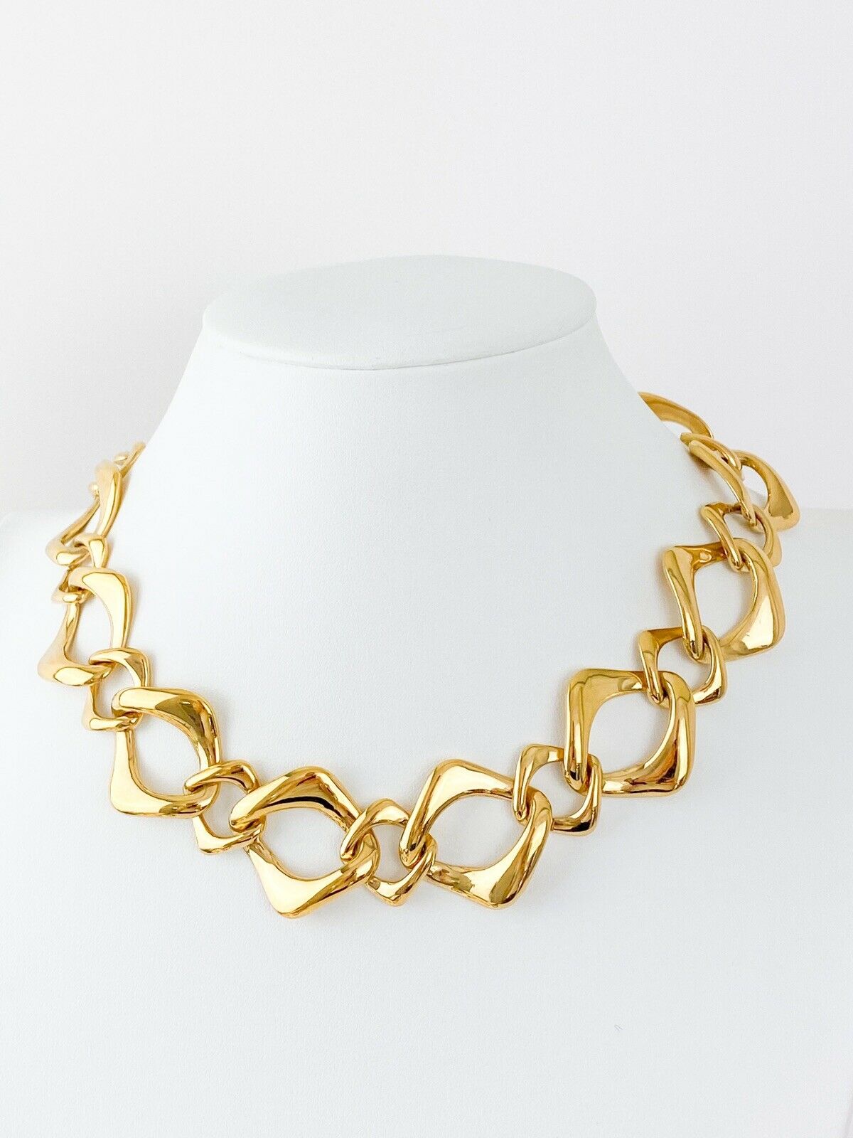 Yves Saint Laurent  link necklace 